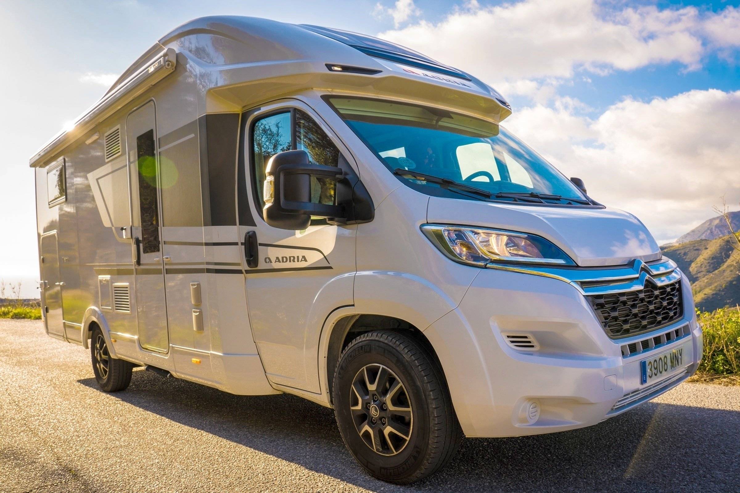 Adria Adria Matrix Axess 670 SL