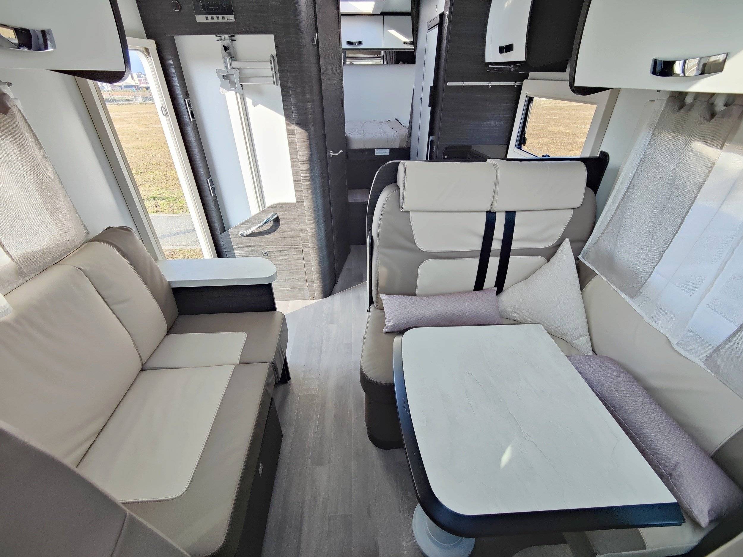 Dinette Fiat Ducato 2,3 140cv - Yescapa