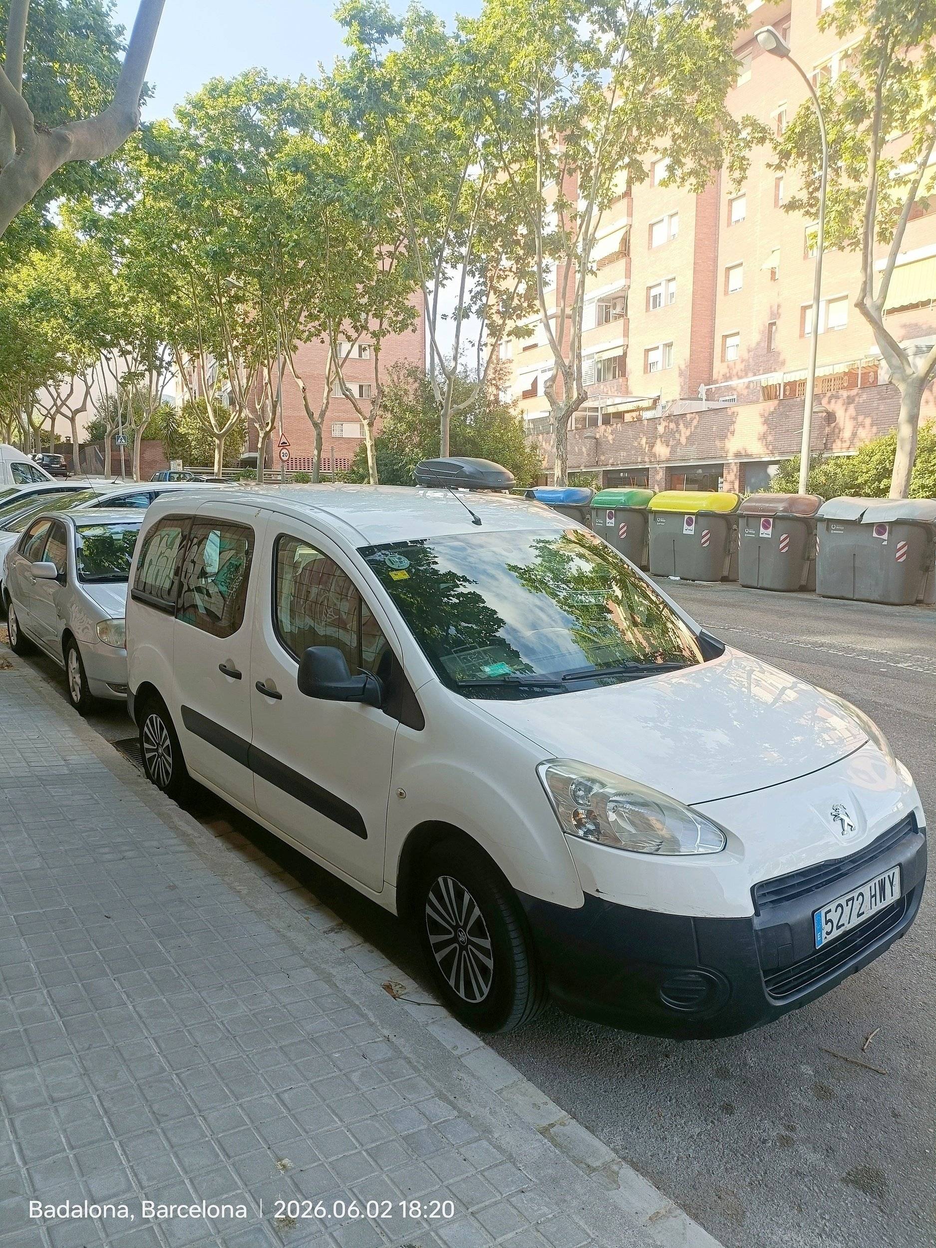 Berth Peugeot partner teppe - Yescapa