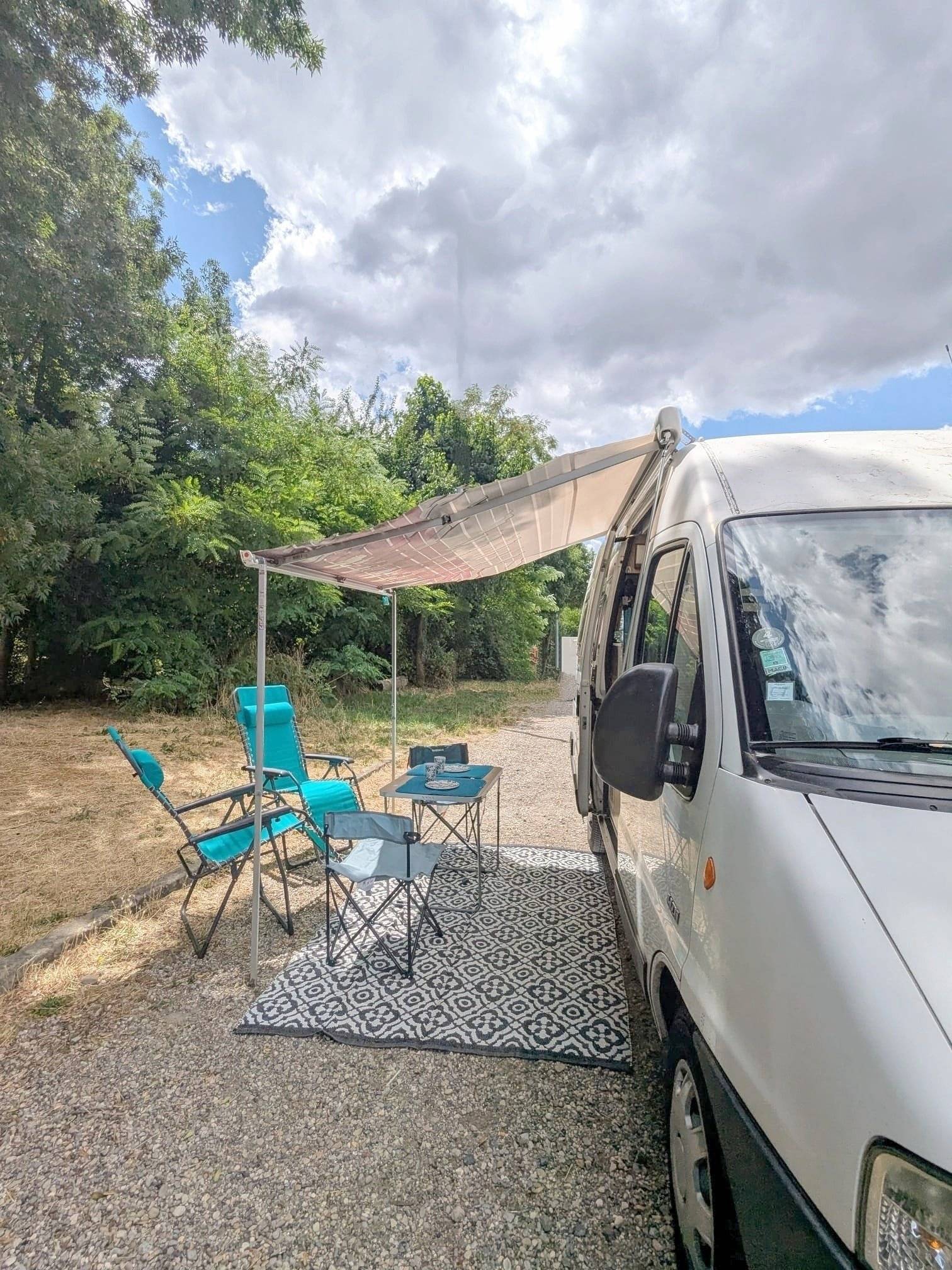 Savignat-Roche Peugeot boxer