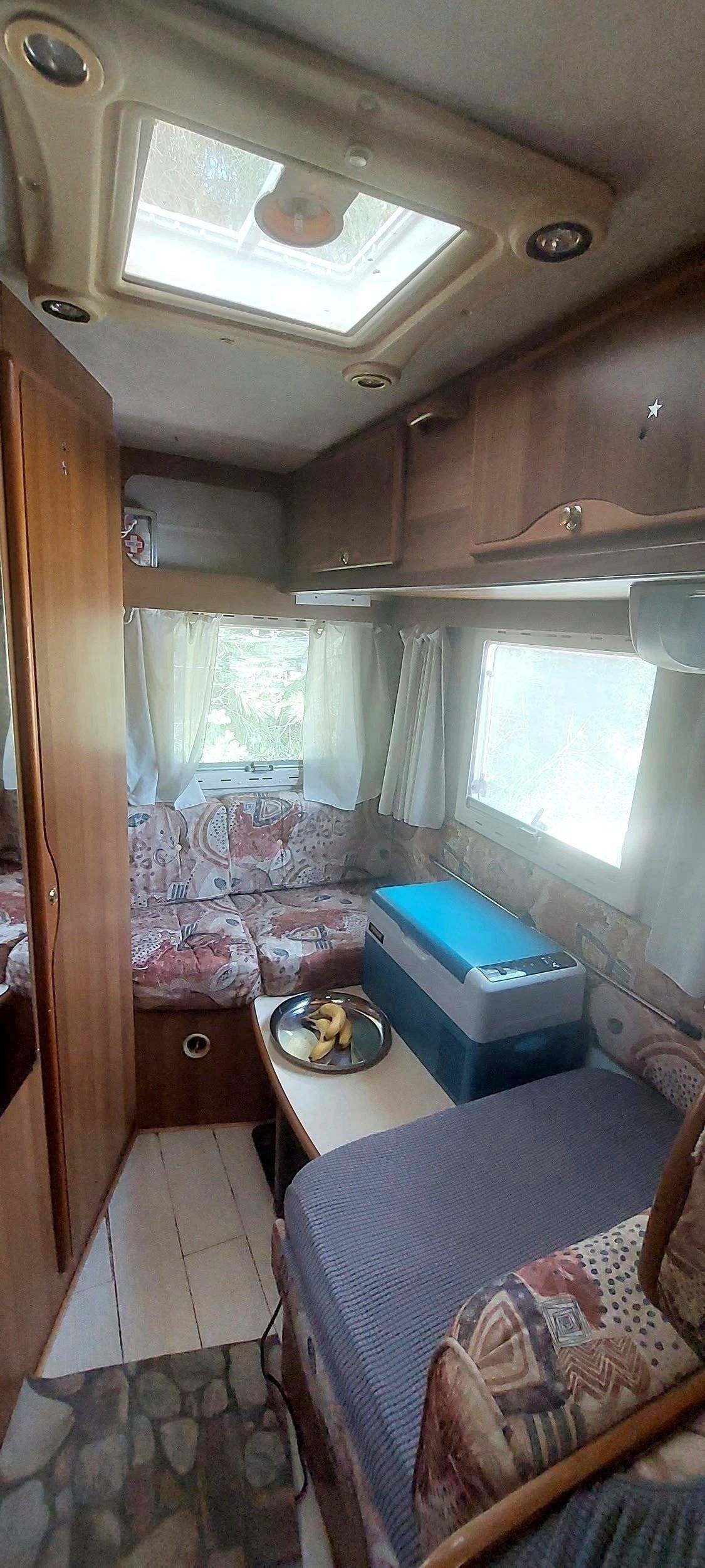 Essecke Ford transit 2,5 D - Yescapa