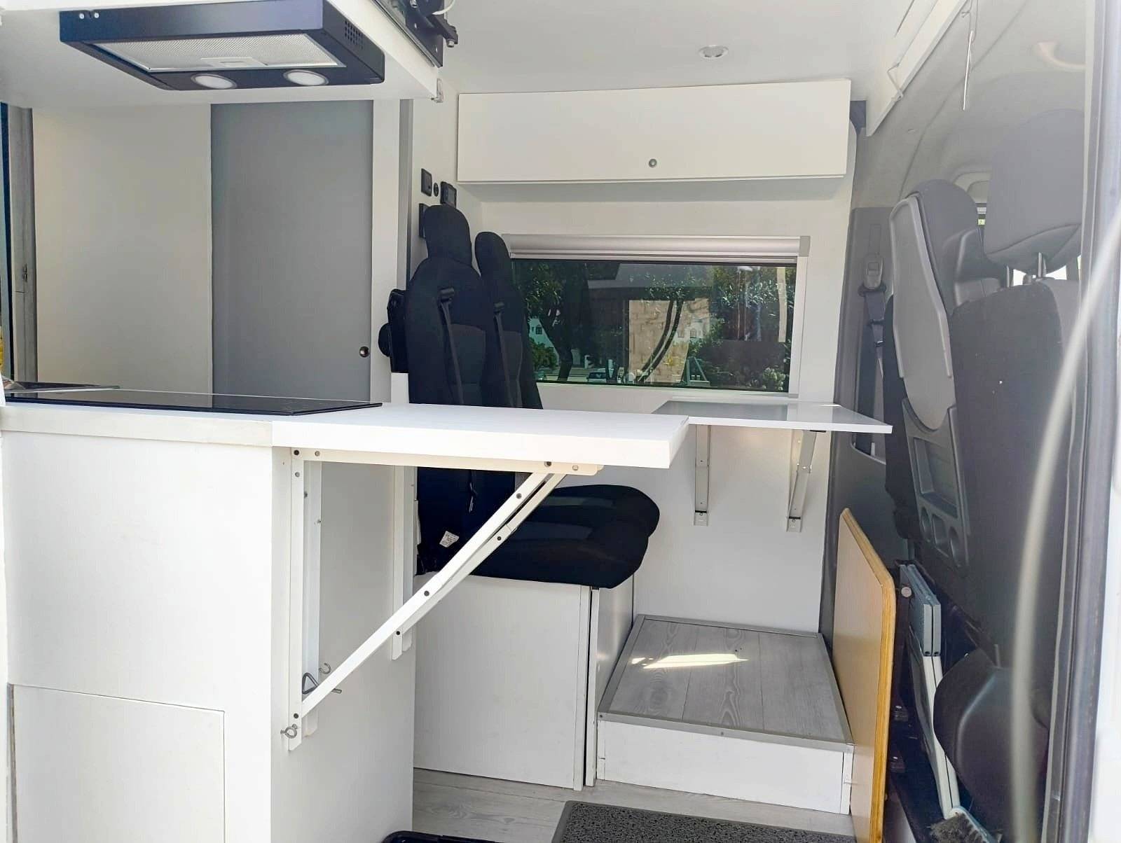Schlafplätze Renault Renault master 2,3l - Yescapa