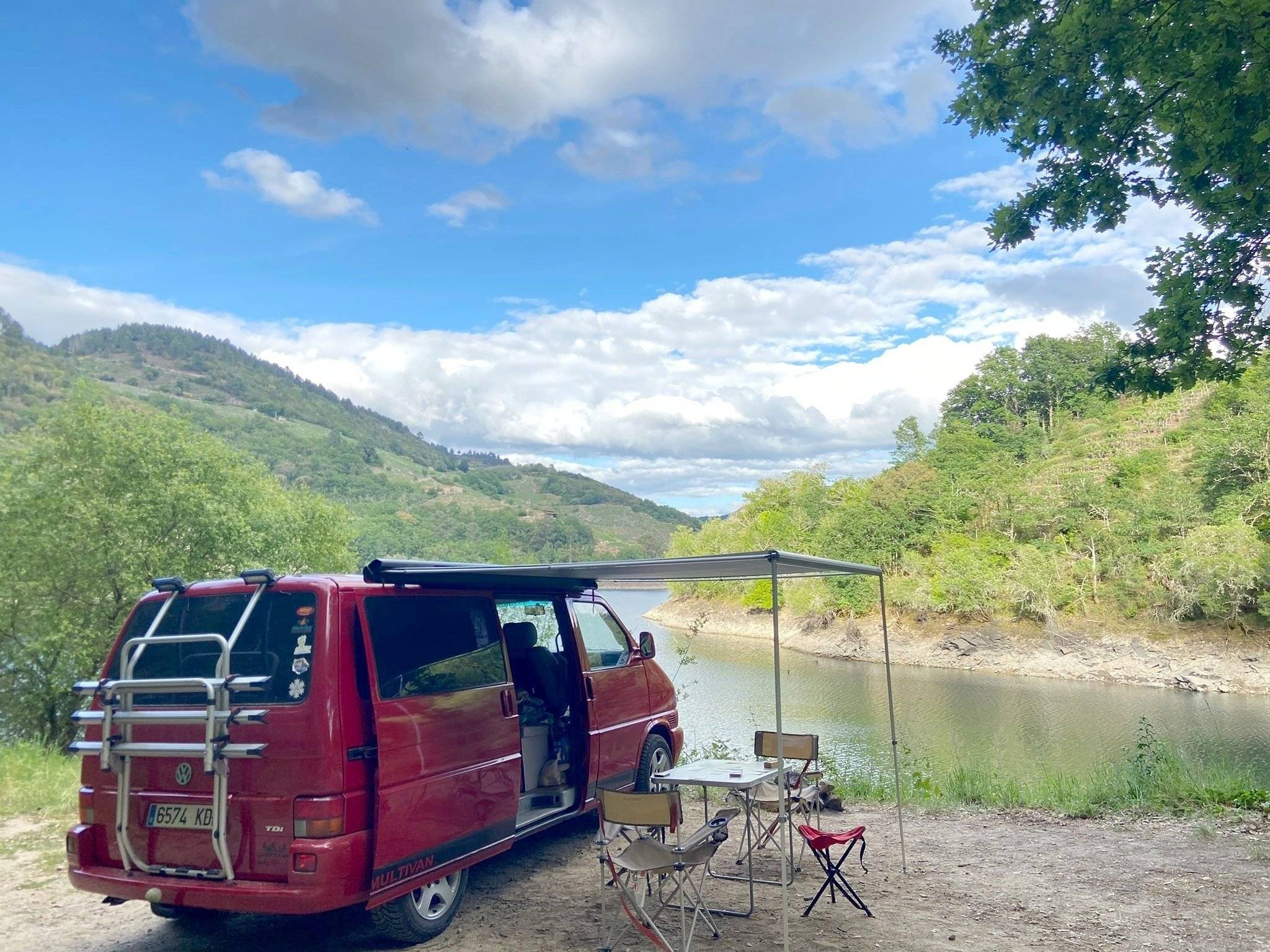 Volkswagen Multivan 2.5 TDI TRENDLINE 102CV