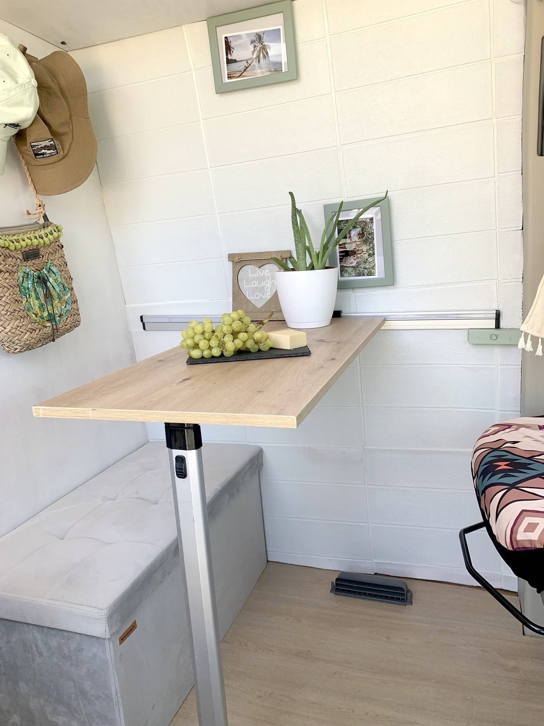 Dinette Volkswagen Crafter 2,5 l 109 ch - Yescapa