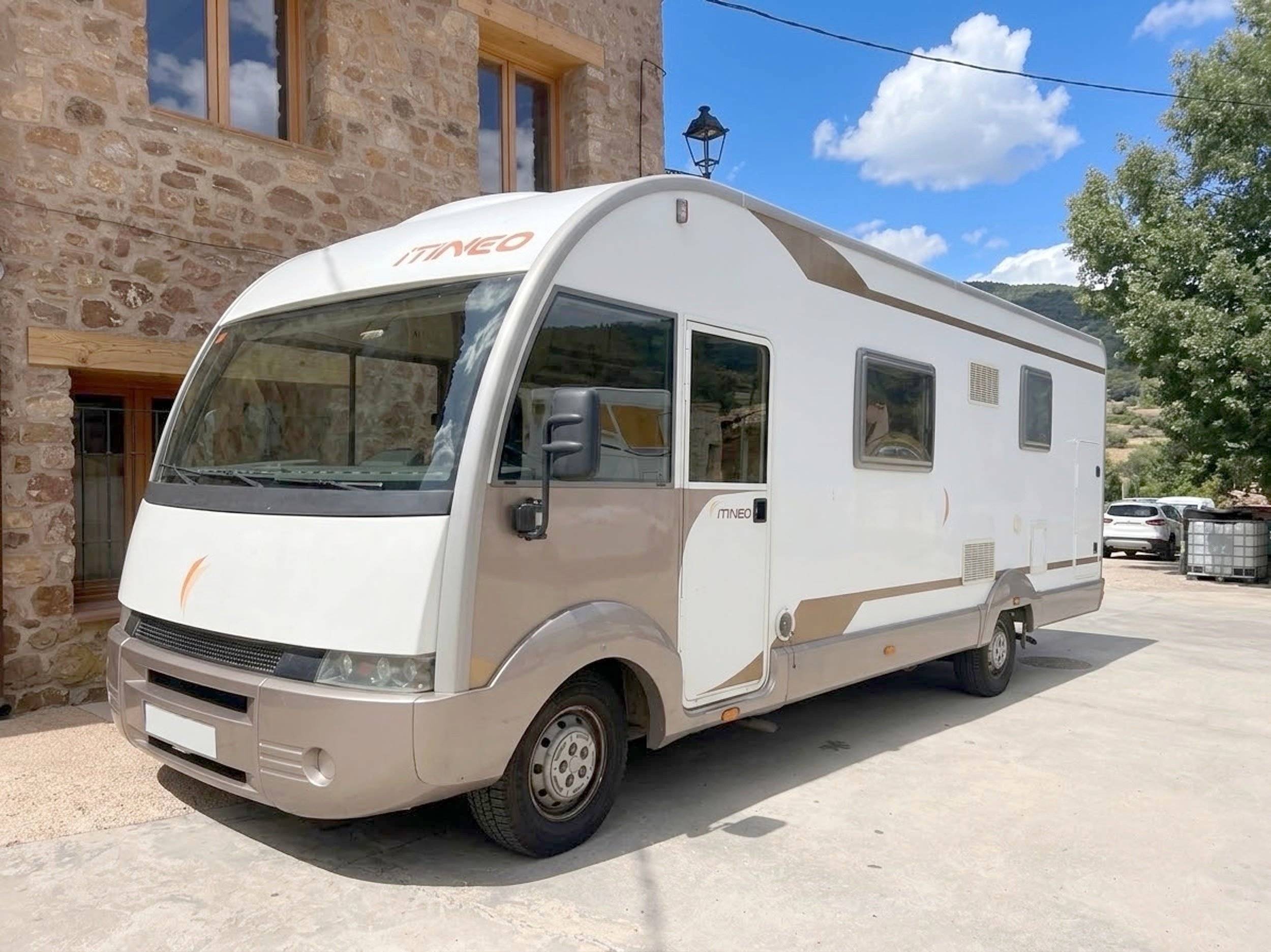 Voorkant 3/4 Fiat Ducato 2,3 l Multijet 130 ch. - Yescapa