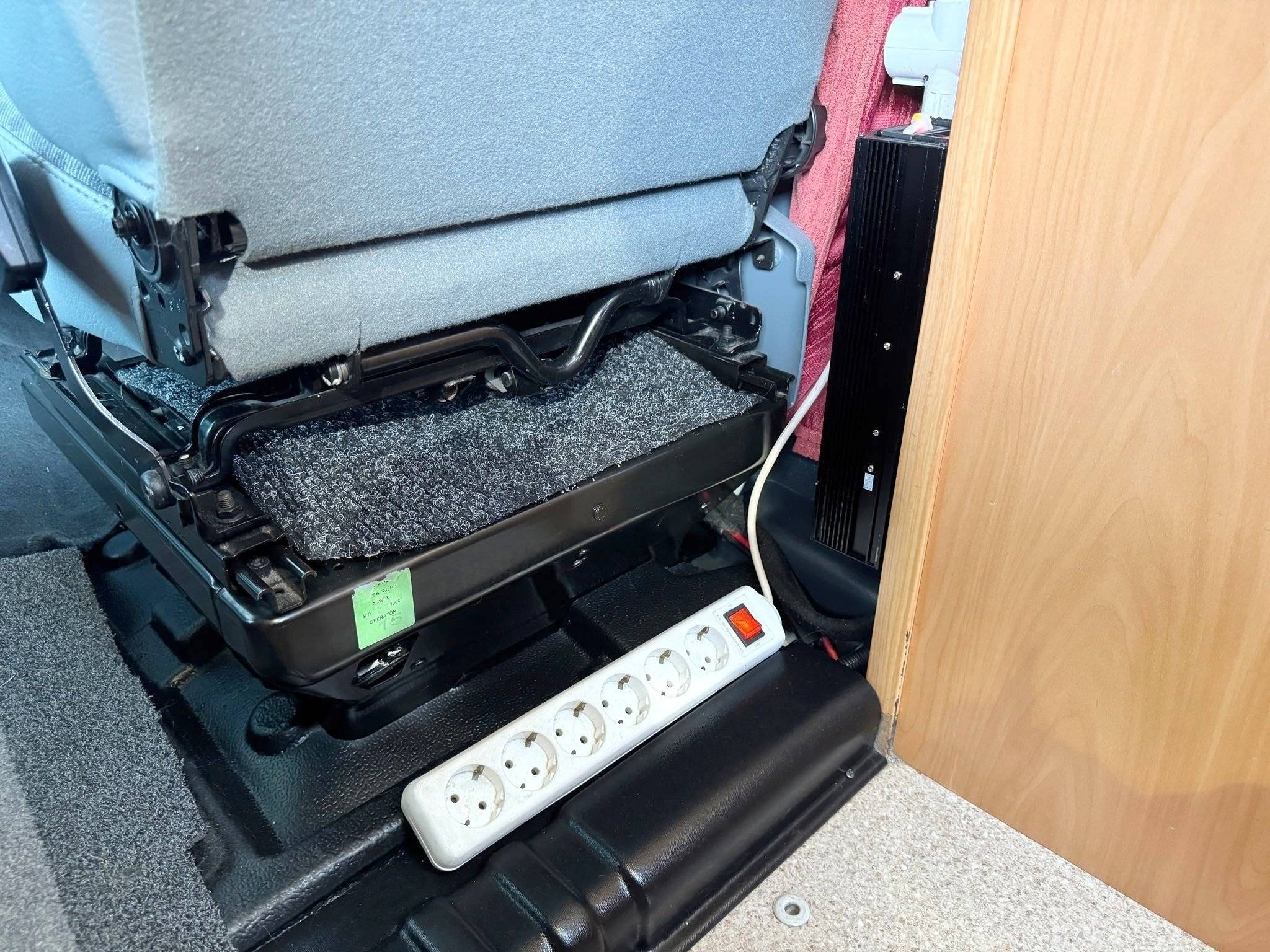 Challenger Transit 2,4 l 140 ch