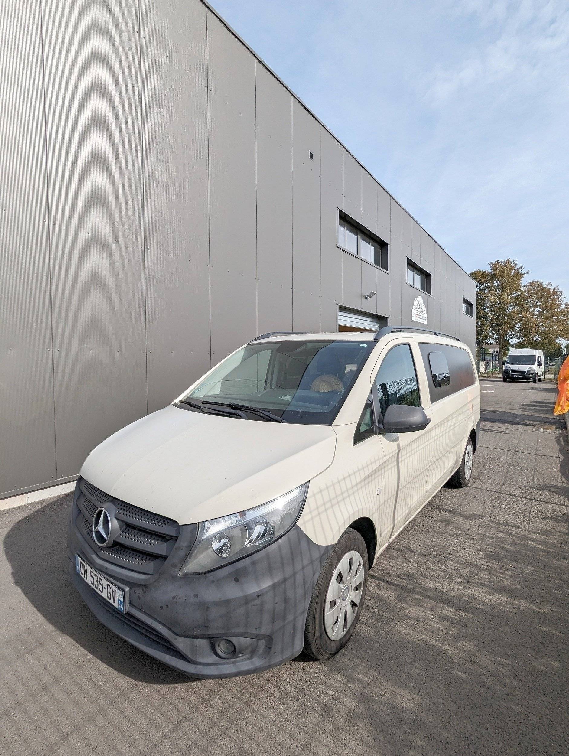 3 C Cartier/Brisebras Mercedes vito