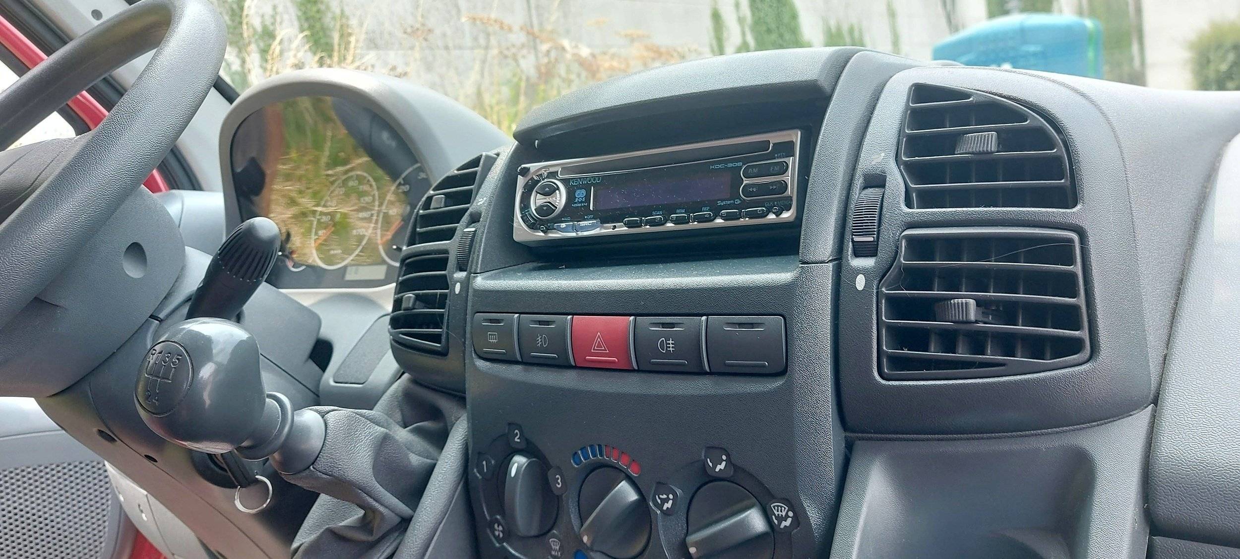 Moncayo liberty van 4 FIAT Ducato 2,8 JTD 18 Q Maxi