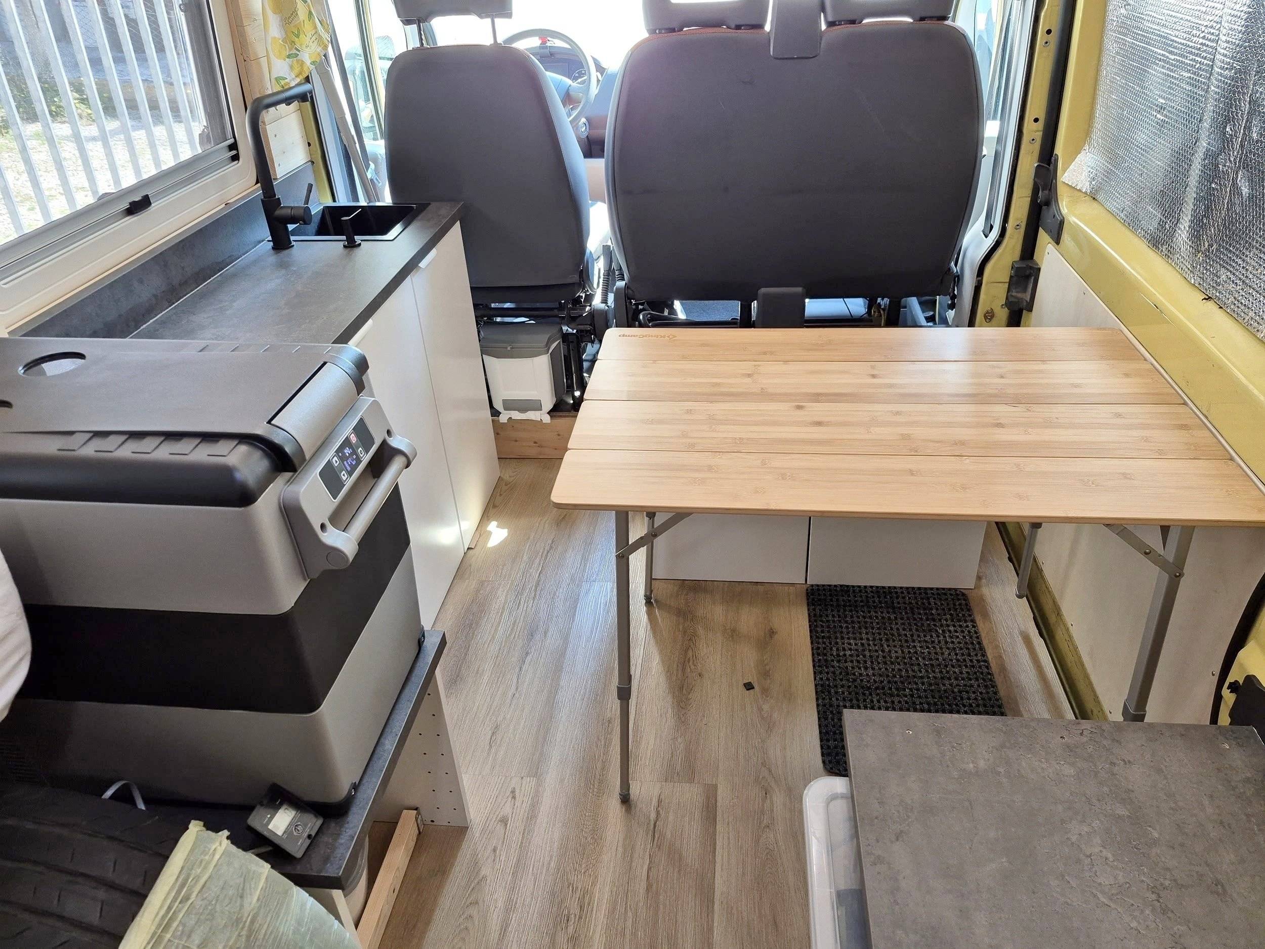 Eethoek Fiat Ducato 2,2 l Multijet 120 ch. - Yescapa