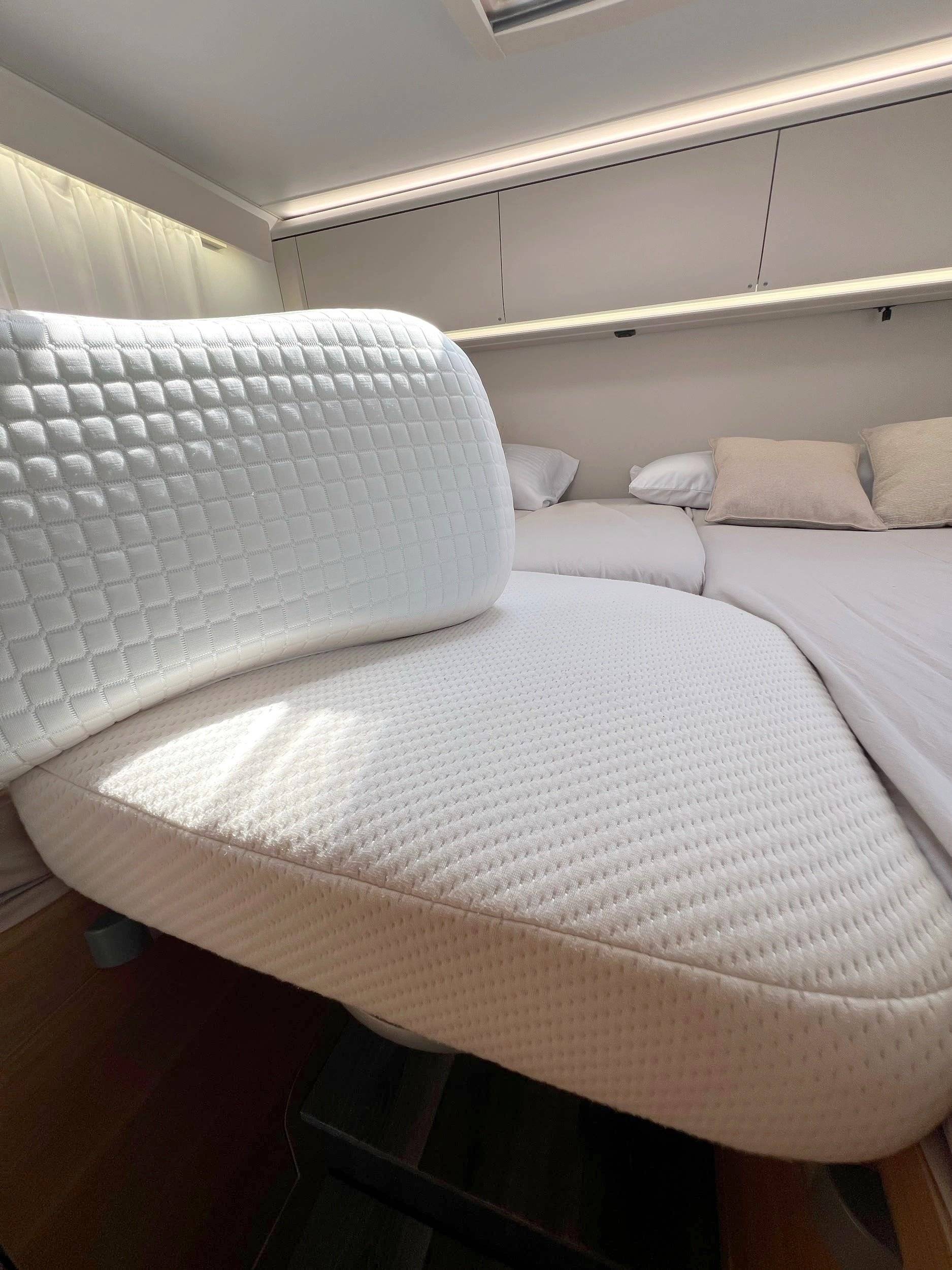 Adria CORAL XL 660SL