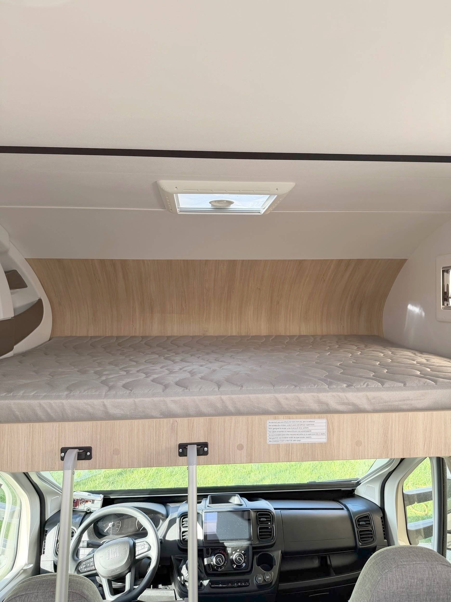 Berth Fiat Ducato 2,2l 140 CV - Yescapa