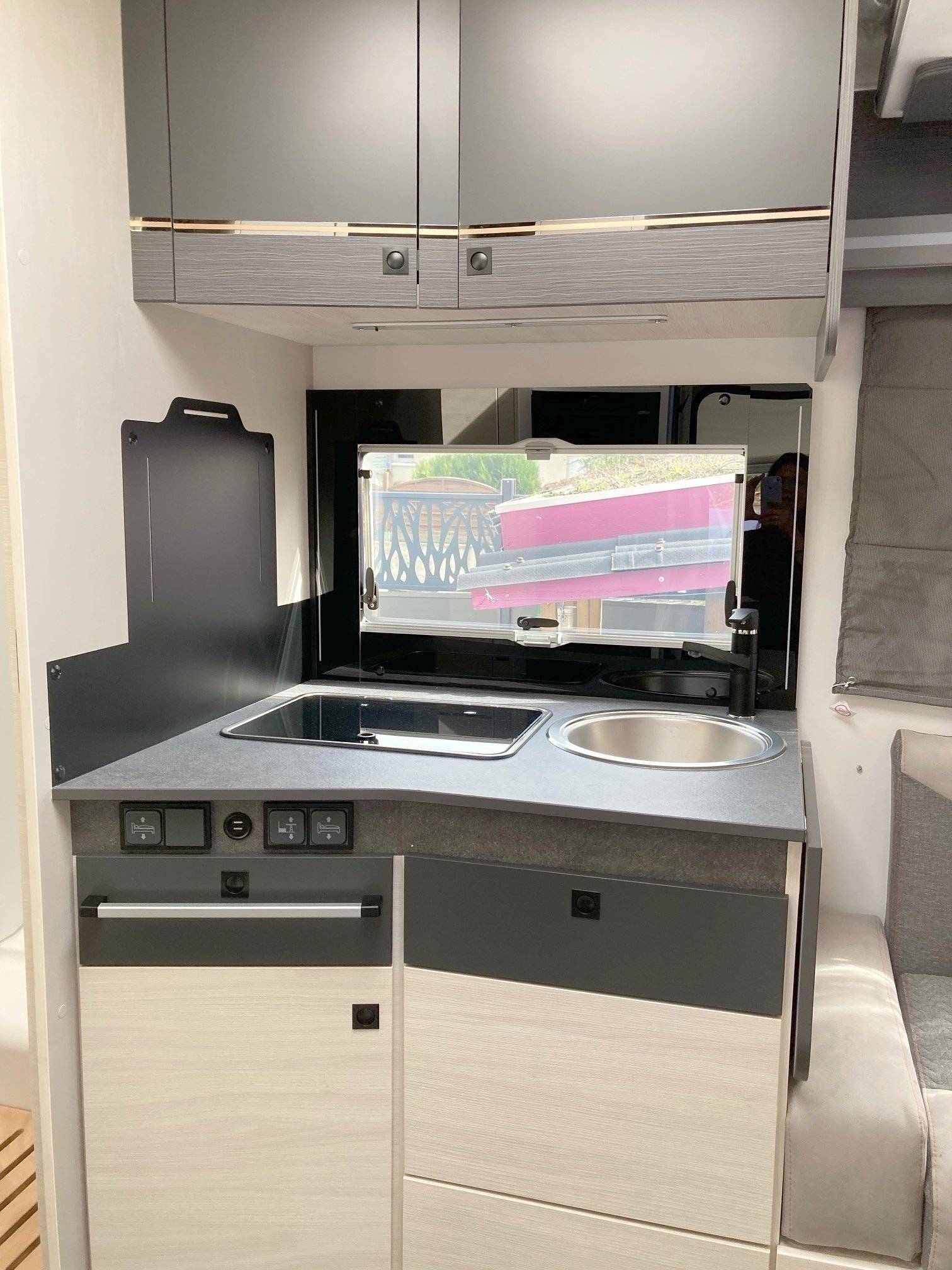 Challenger Challenger 380