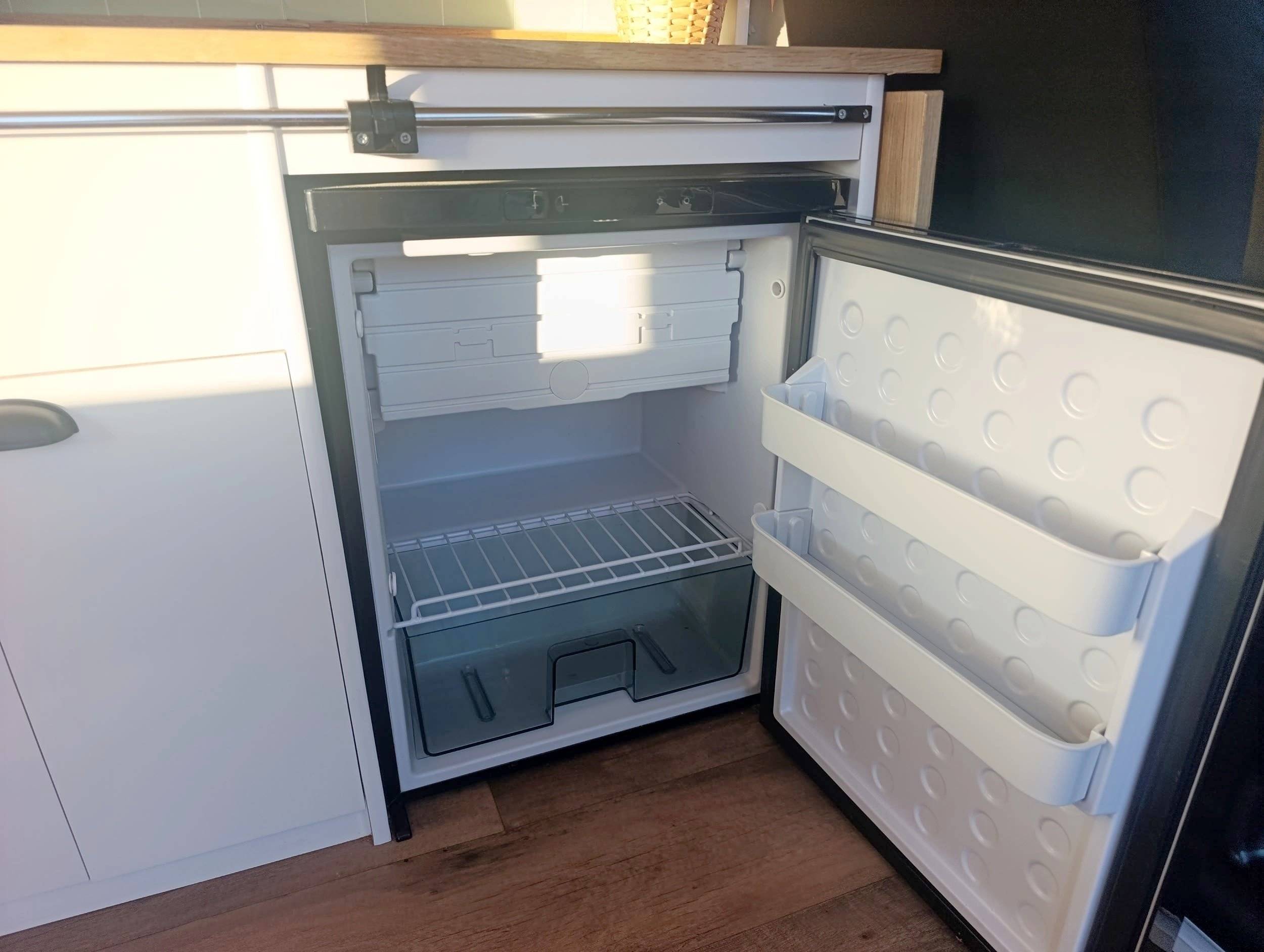 Coin repas Volkswagen 2,0 l 140 ch - Yescapa