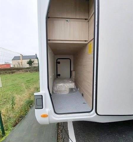 Challenger Transit 2,0 l 170 ch