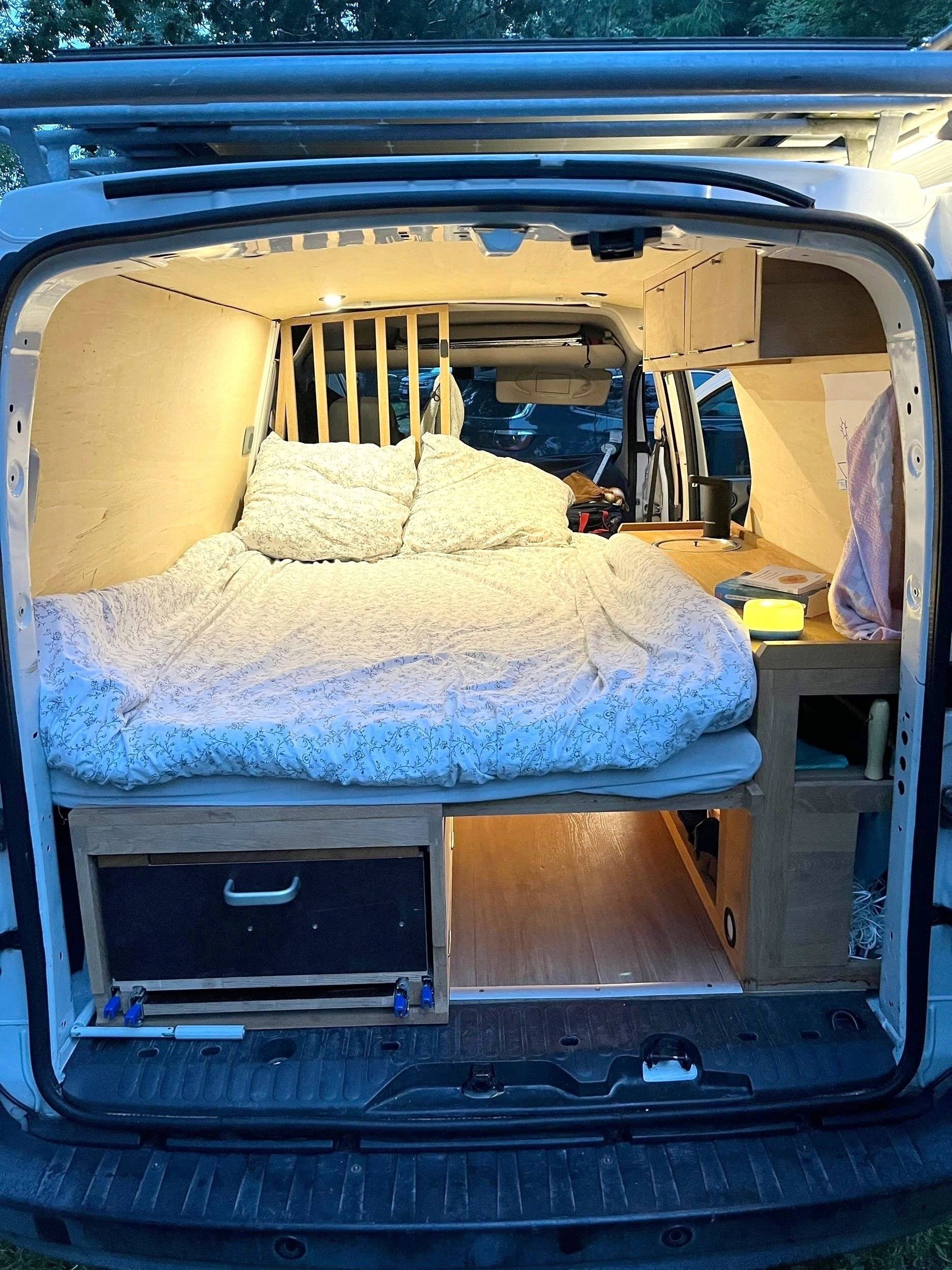 Slaapplaatsen Renault kangoo 2 90CV - Yescapa