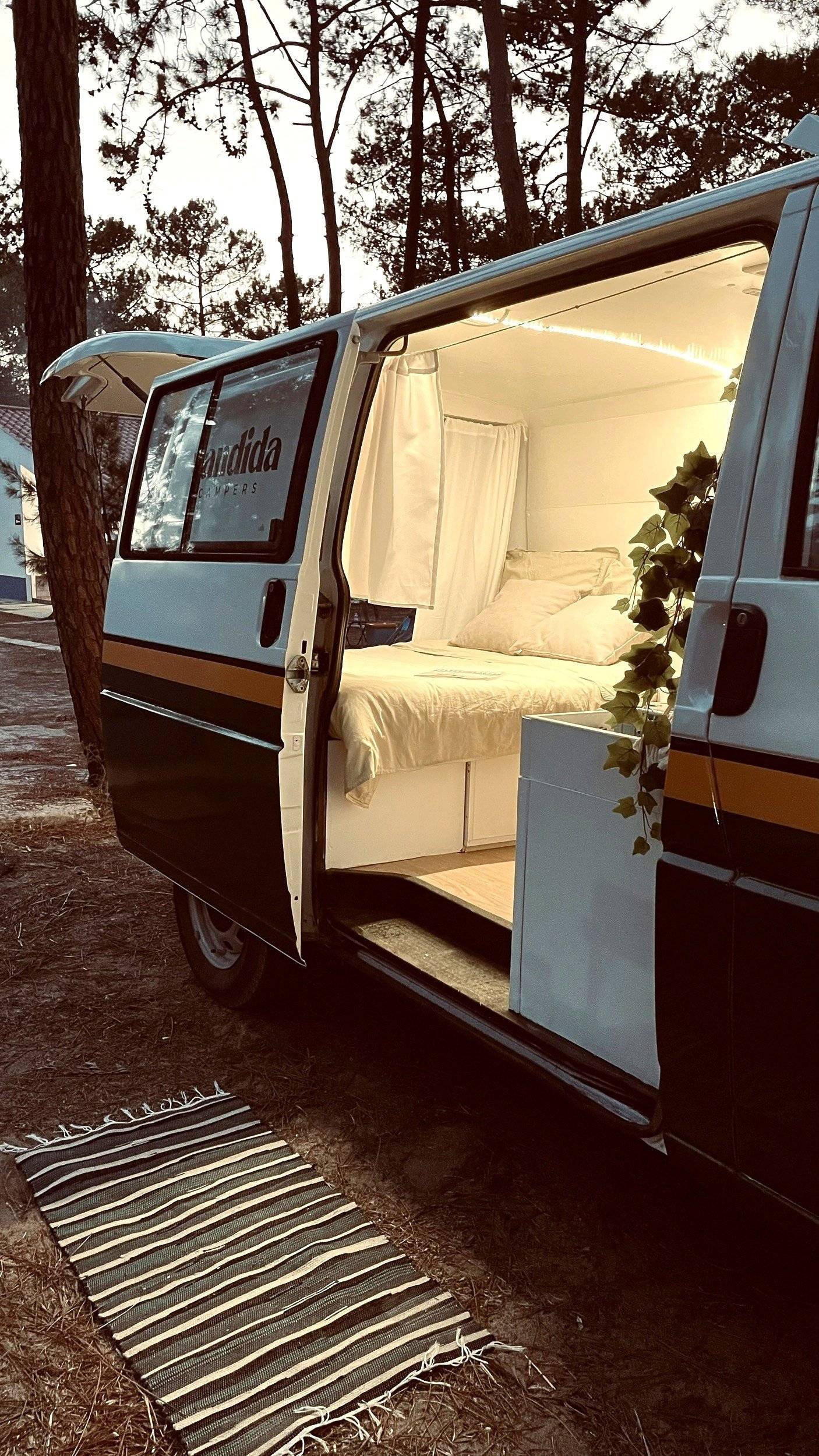 Volkswagen Transporter T4 2.4D