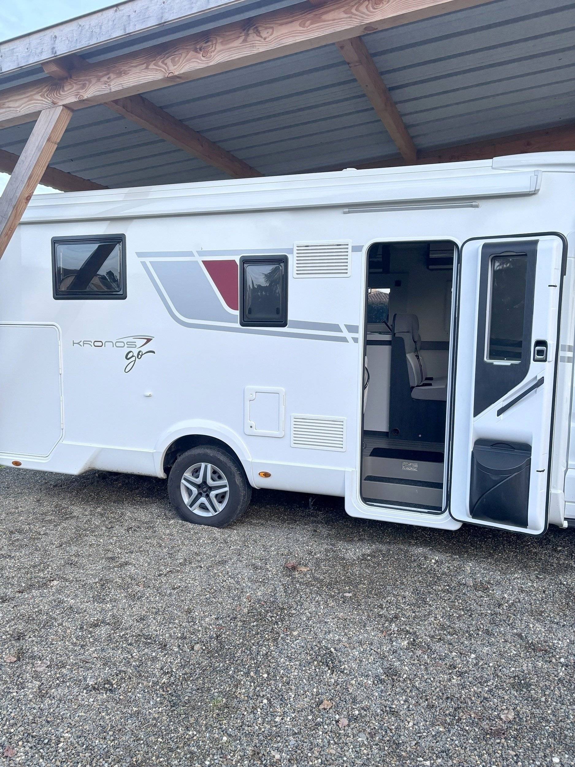 Ford Transit 2,0 l 170 ch