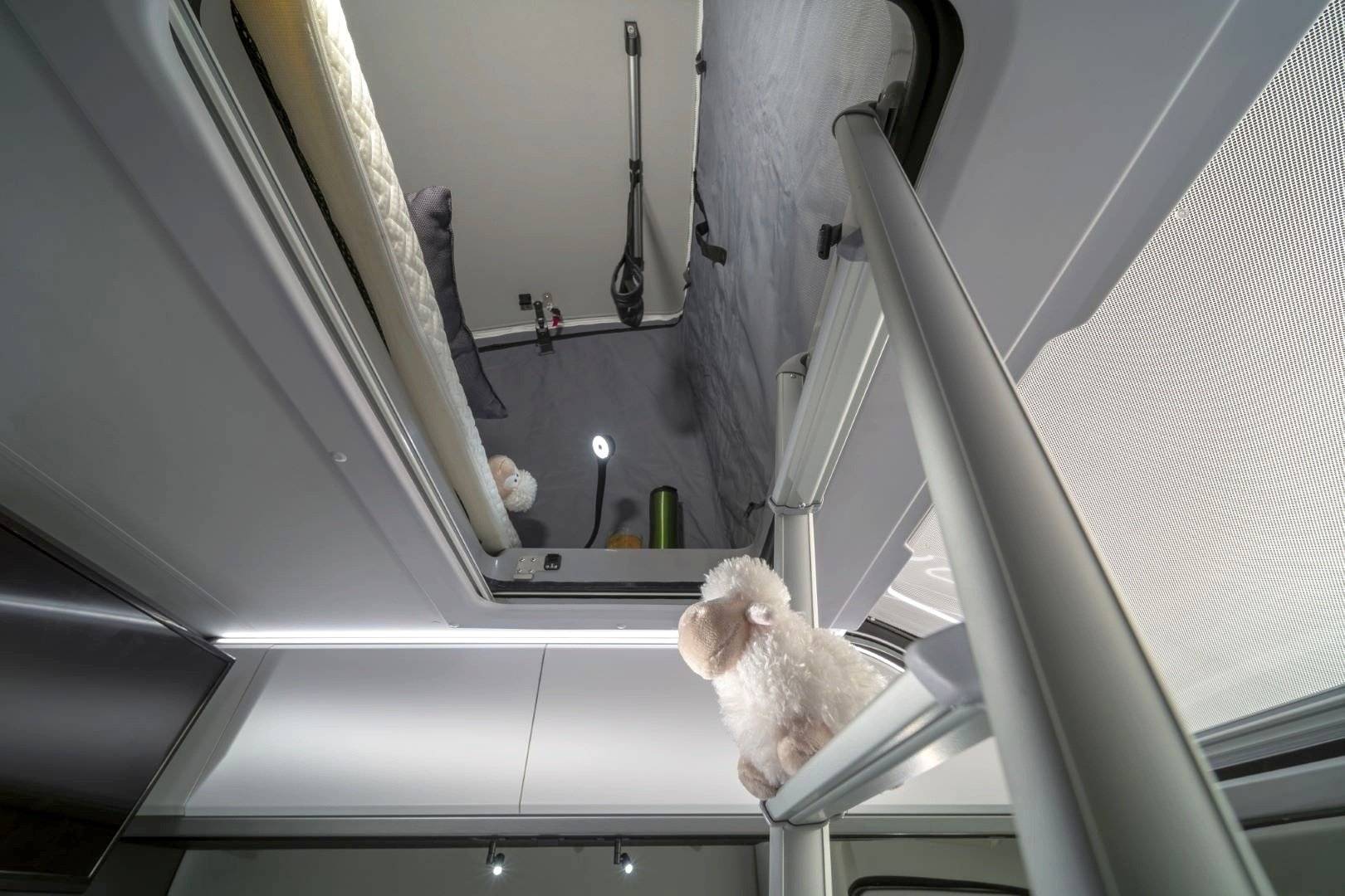 Adria Adria Twin PLUS 600 SPB Family