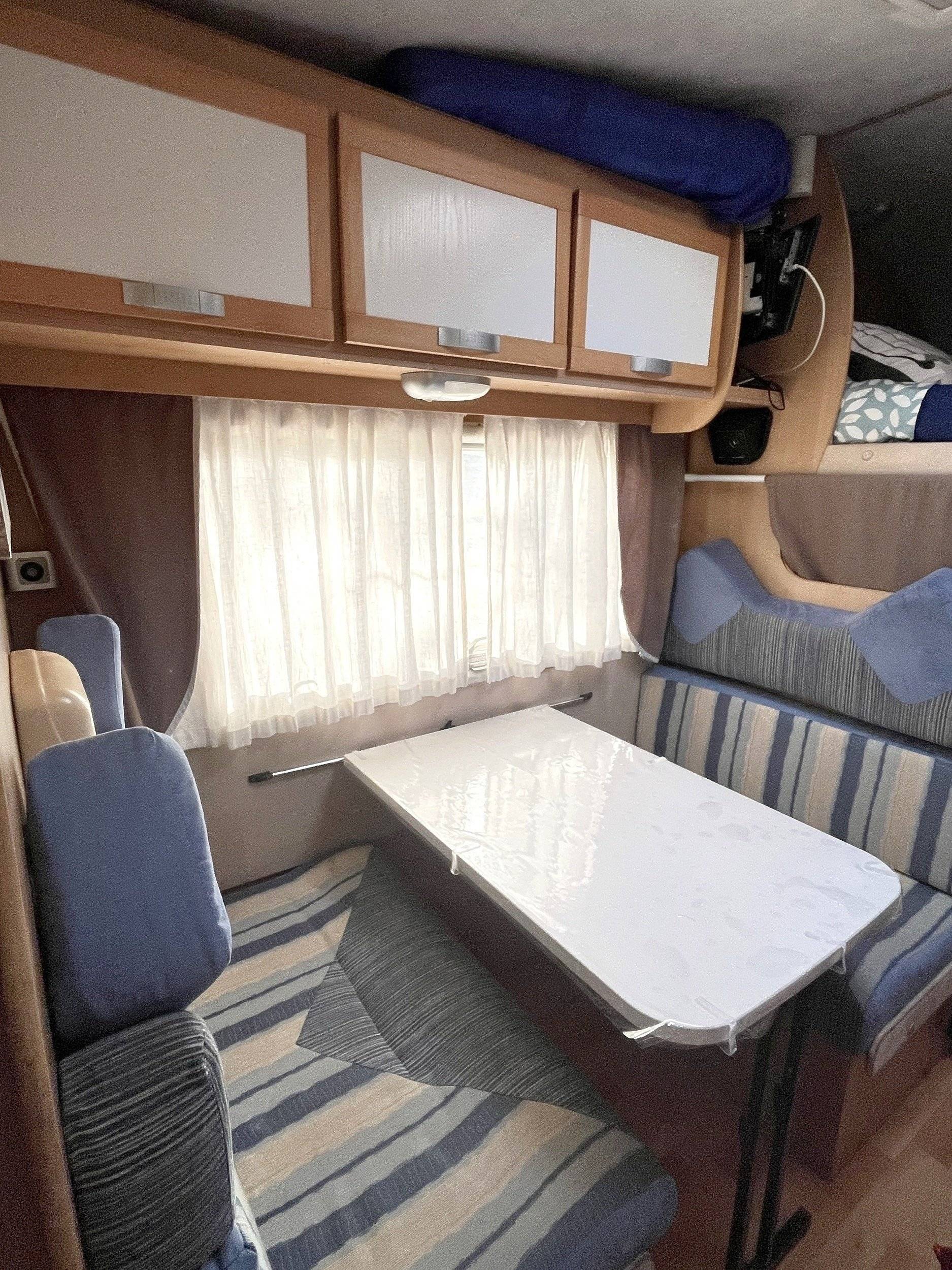 Dinette Iveco Fiat ducato - Yescapa
