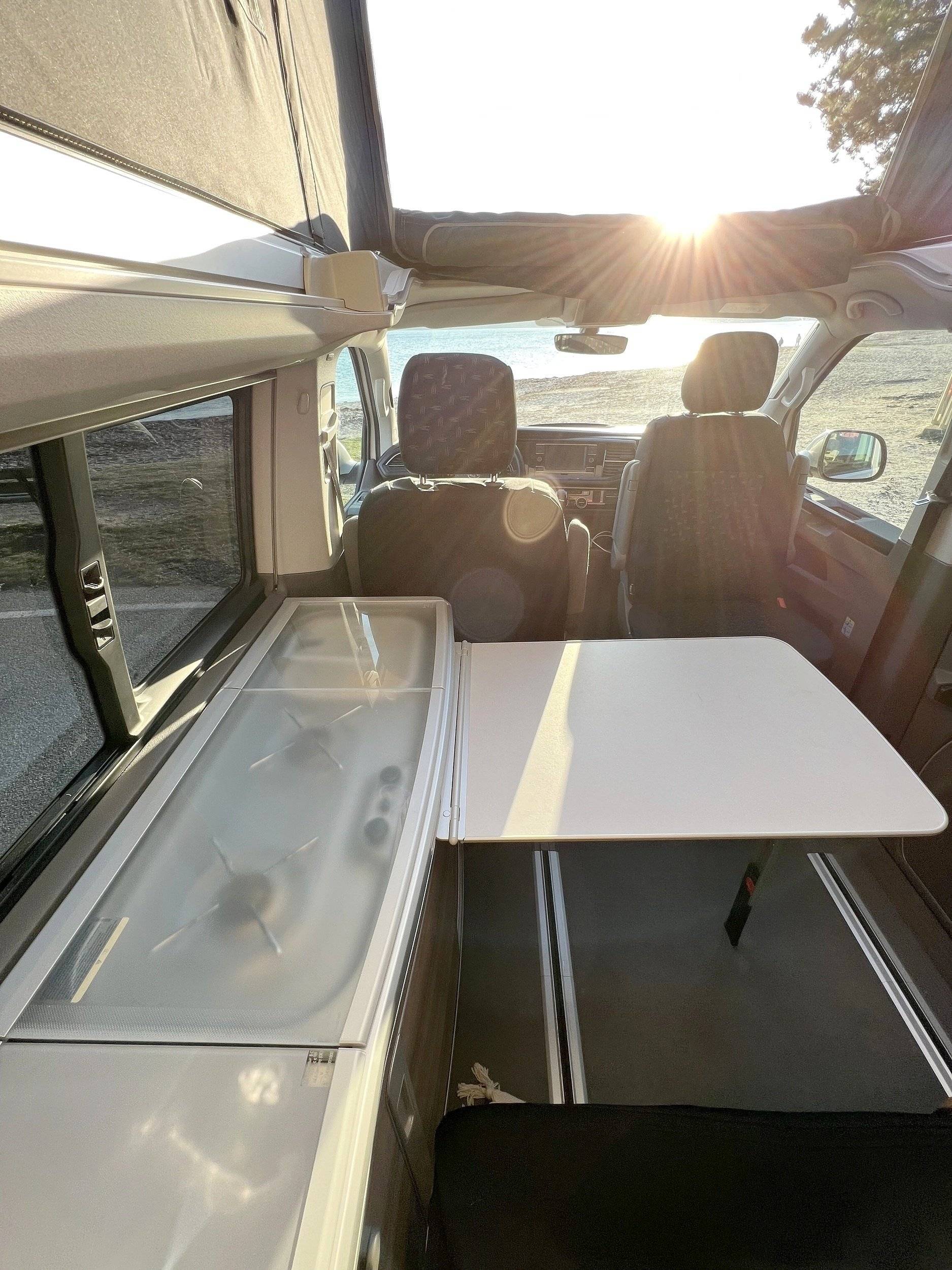 Dinette Volkswagen T6.1 California Ocean - Yescapa