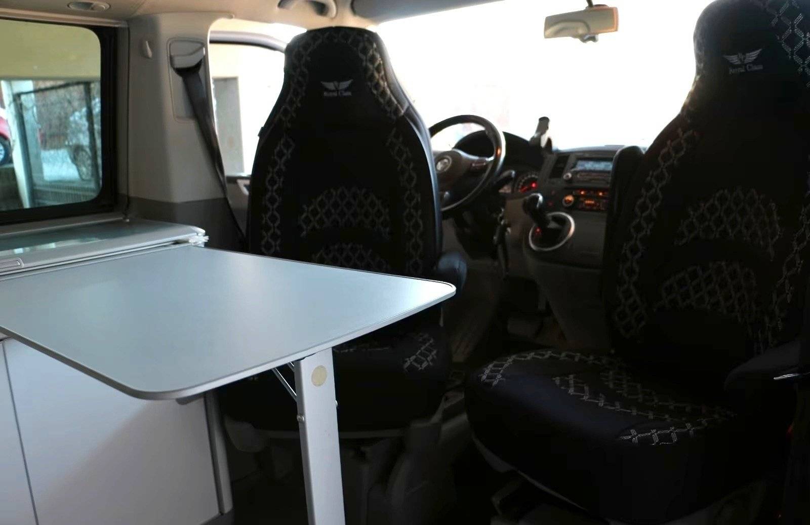 Dining Area Volkswagen 2,0 l 140 ch - Yescapa