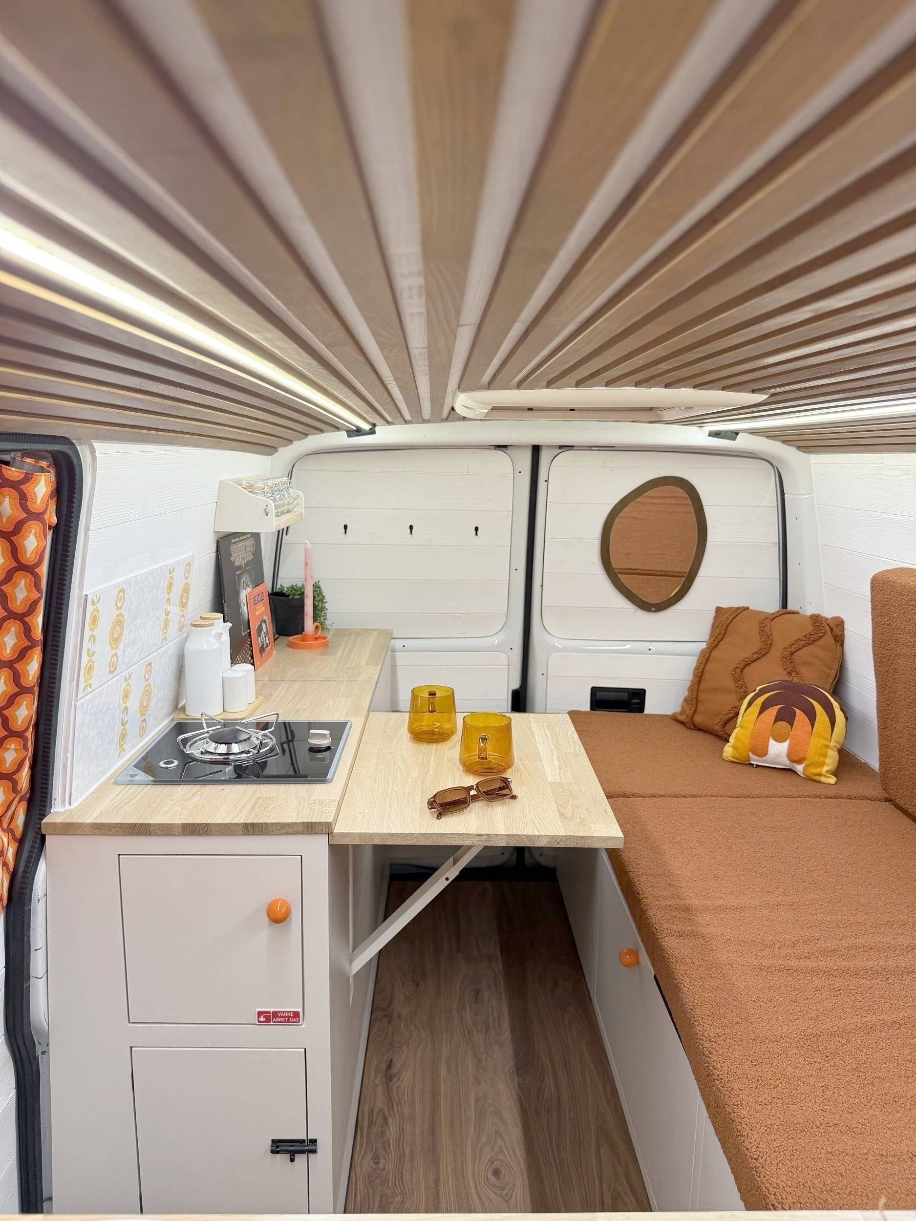 Volkswagen T6 2 l TDI 150 ch