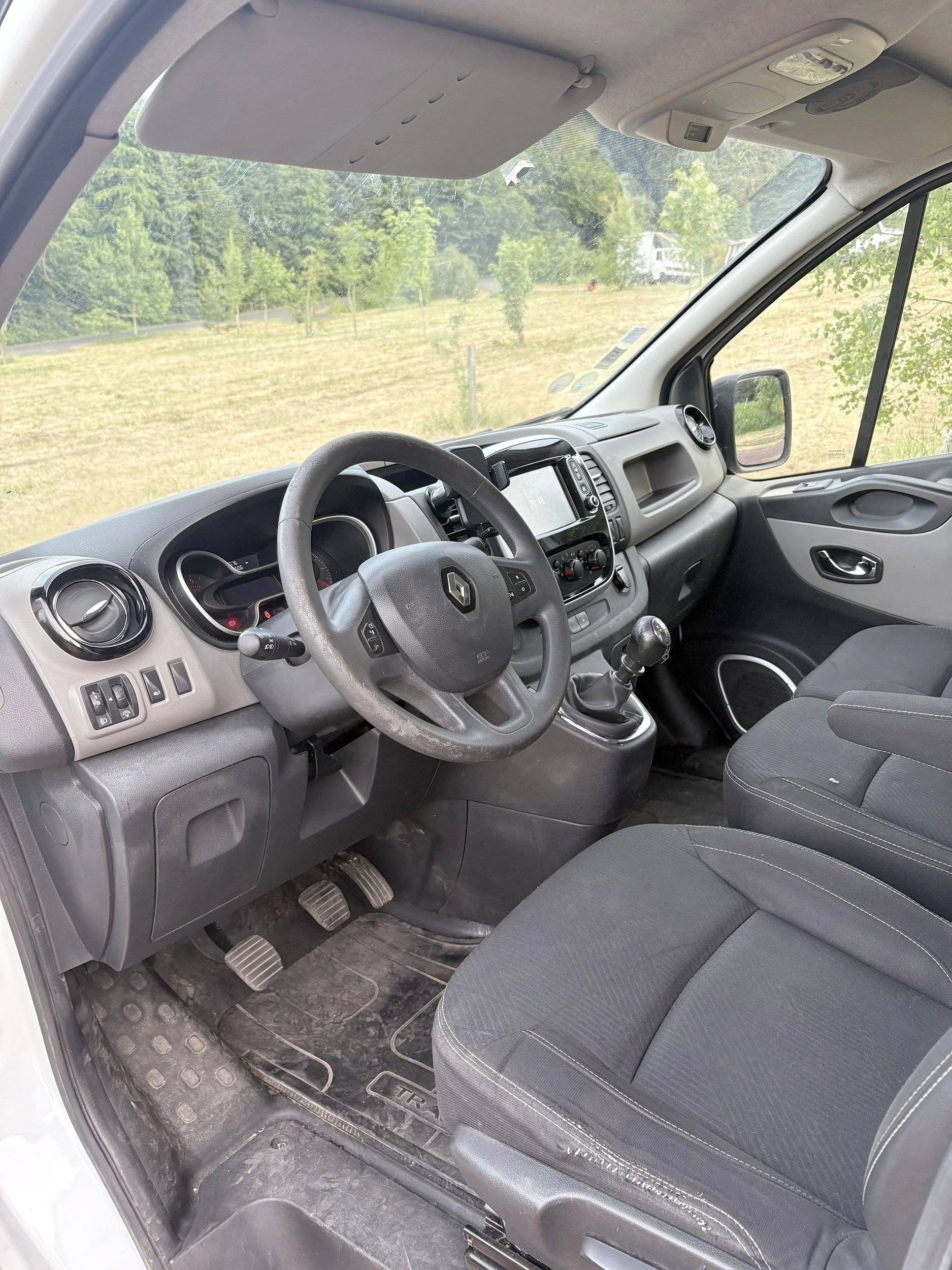 simplevans Renault Trafic