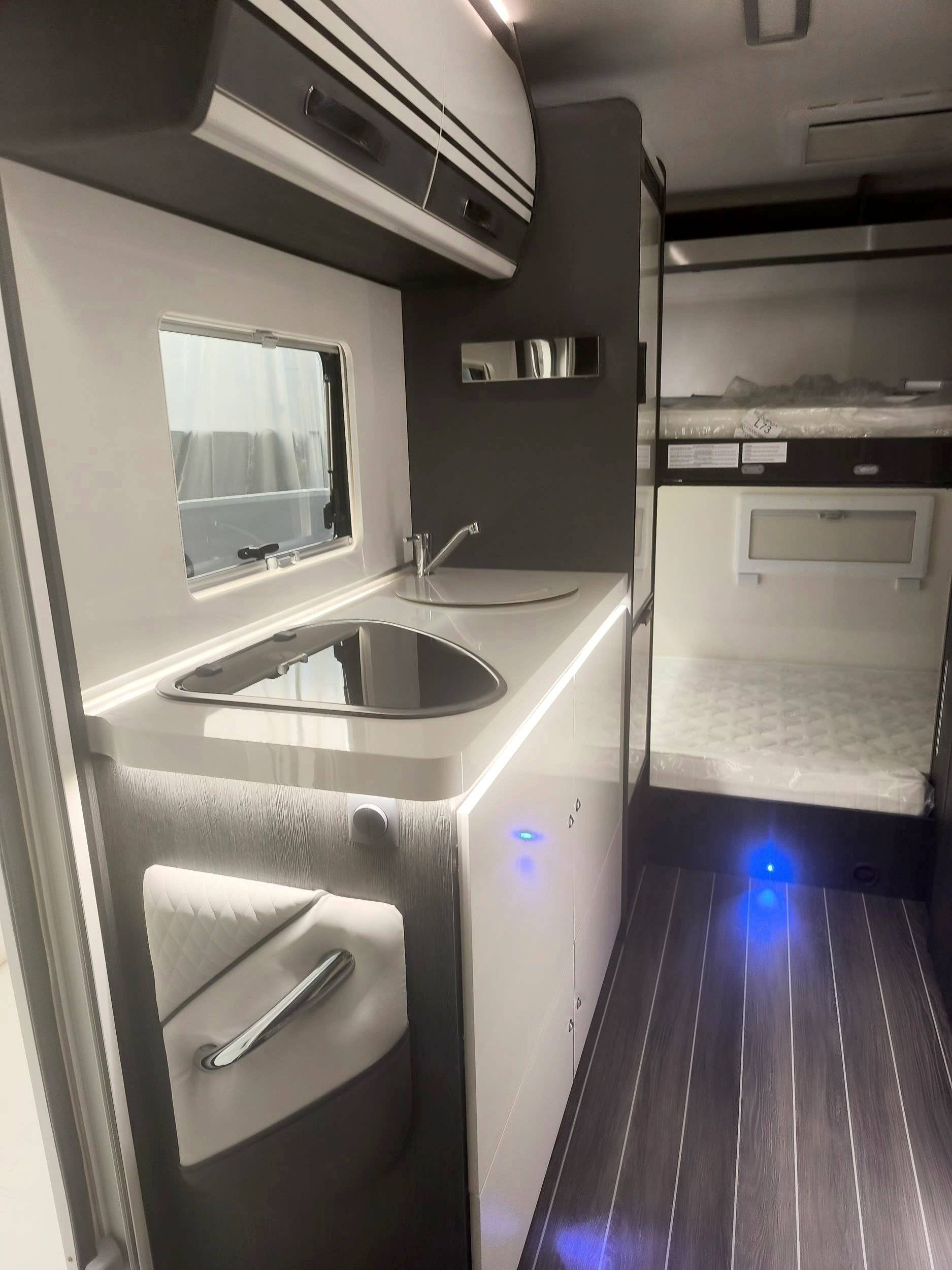 Roller Team FORD WERKE GMBH