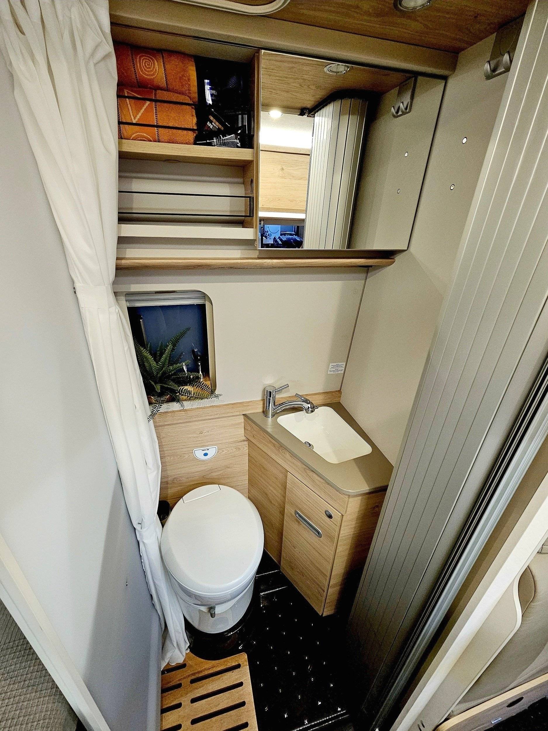 Dethleffs Globetrail C590