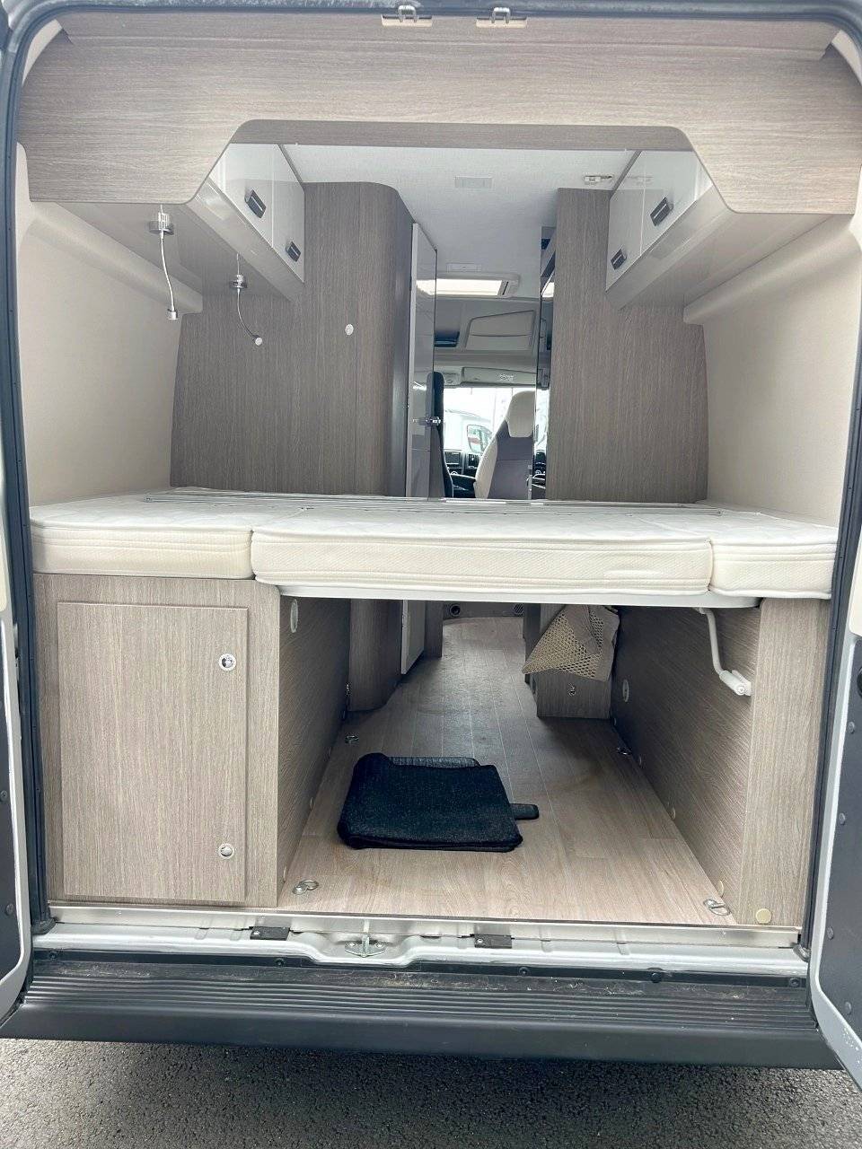 Challenger Challenger v114 MAX Road Edition VIP