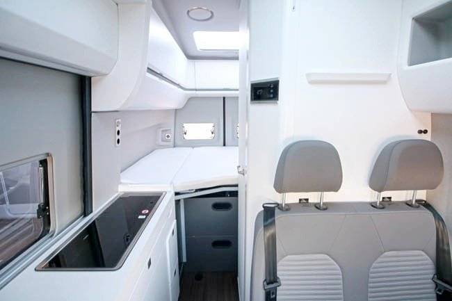 Dinette Volkswagen Volkswagen Grand California - Yescapa