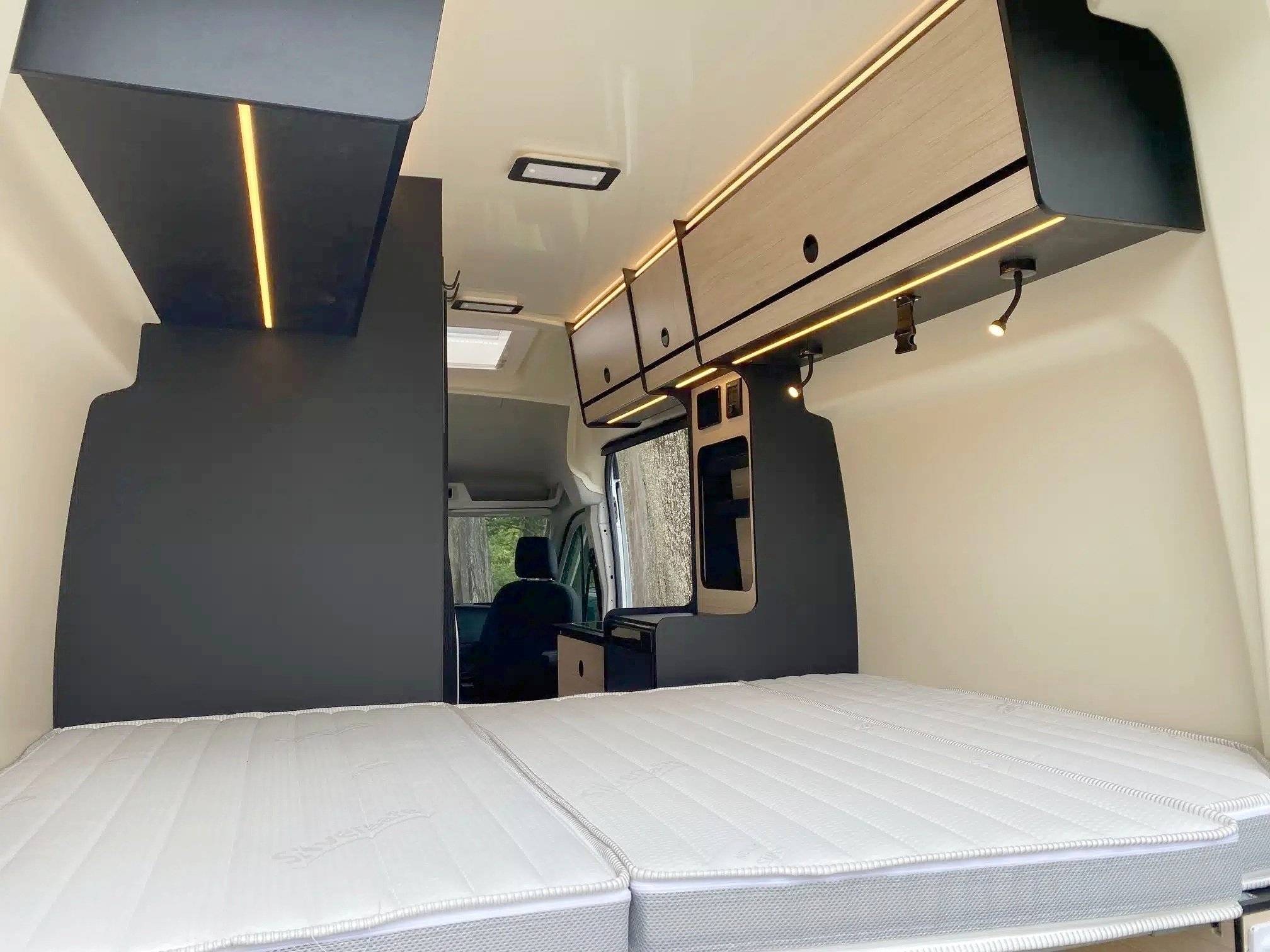 llits Ford transit 2,0l 165 ch auto - Yescapa