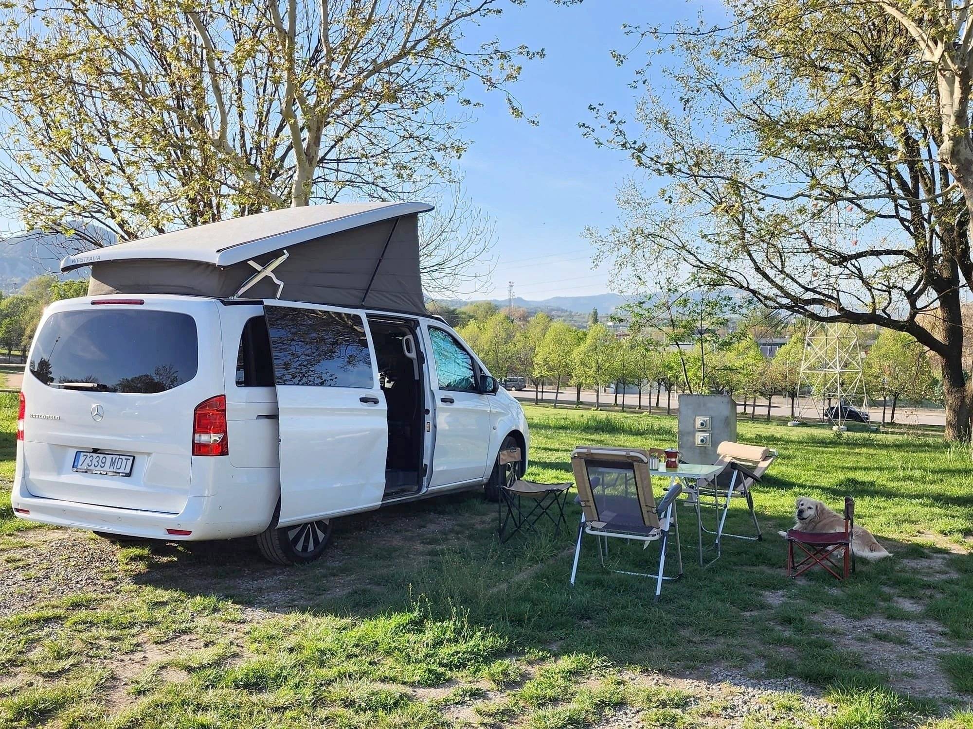 Mercedes Marco Polo Activity