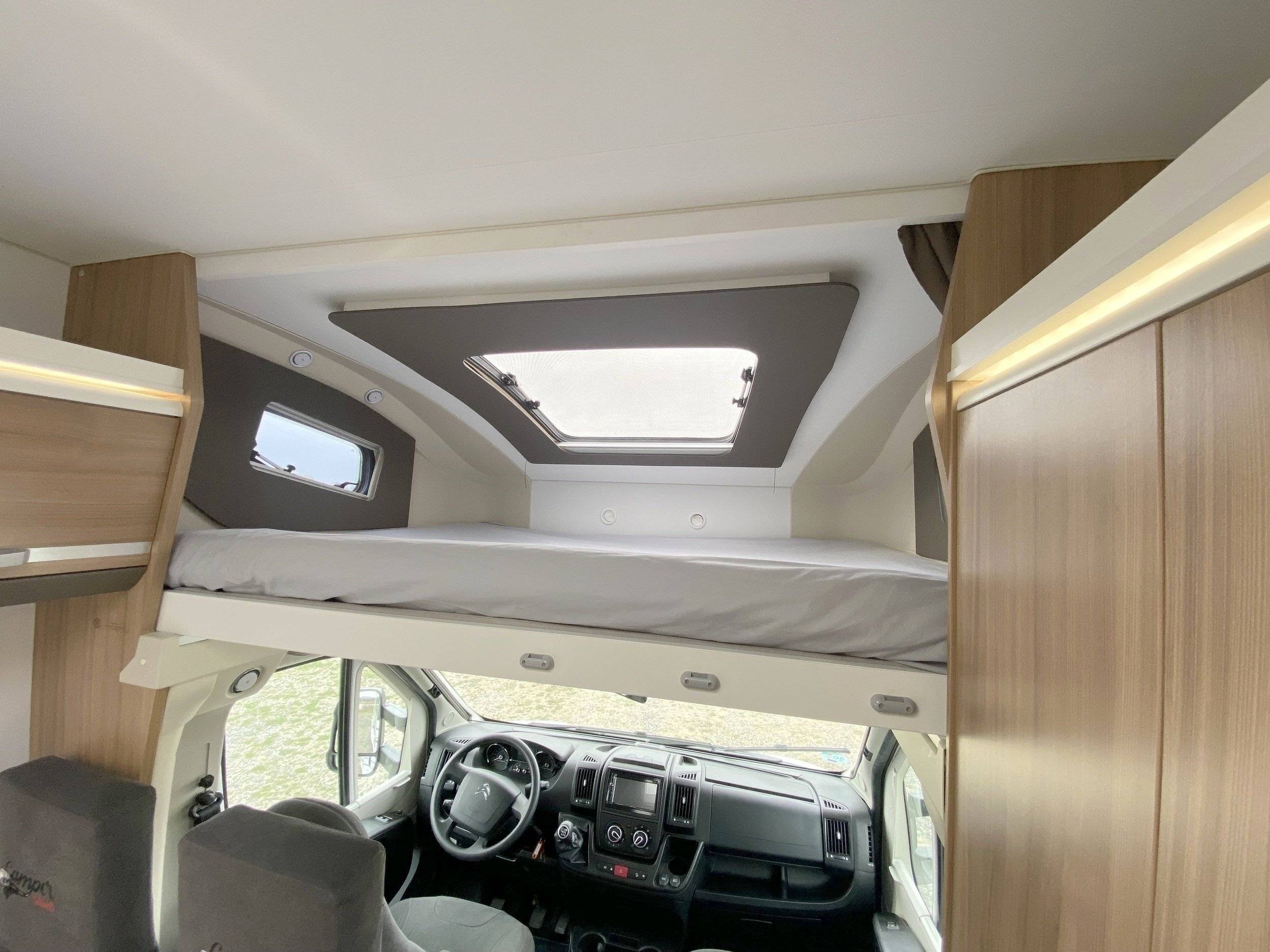 Adria Coral XL Axess 600DP