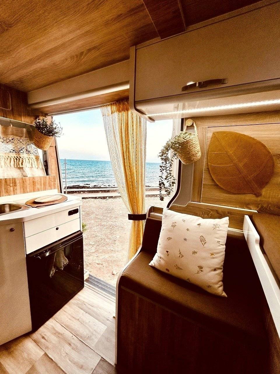 Volkswagen Crafter Campervan