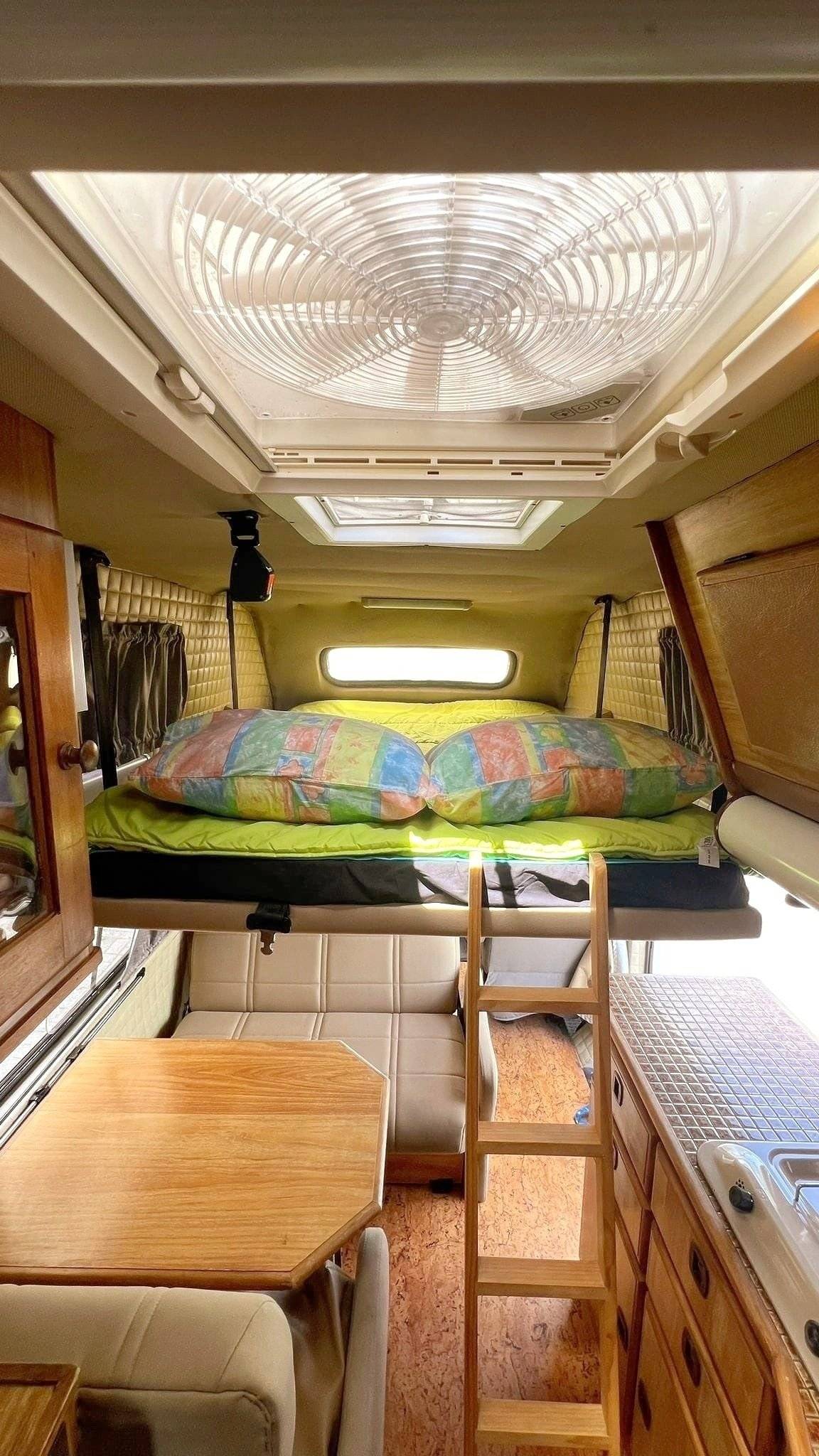 Camper Track Andrade