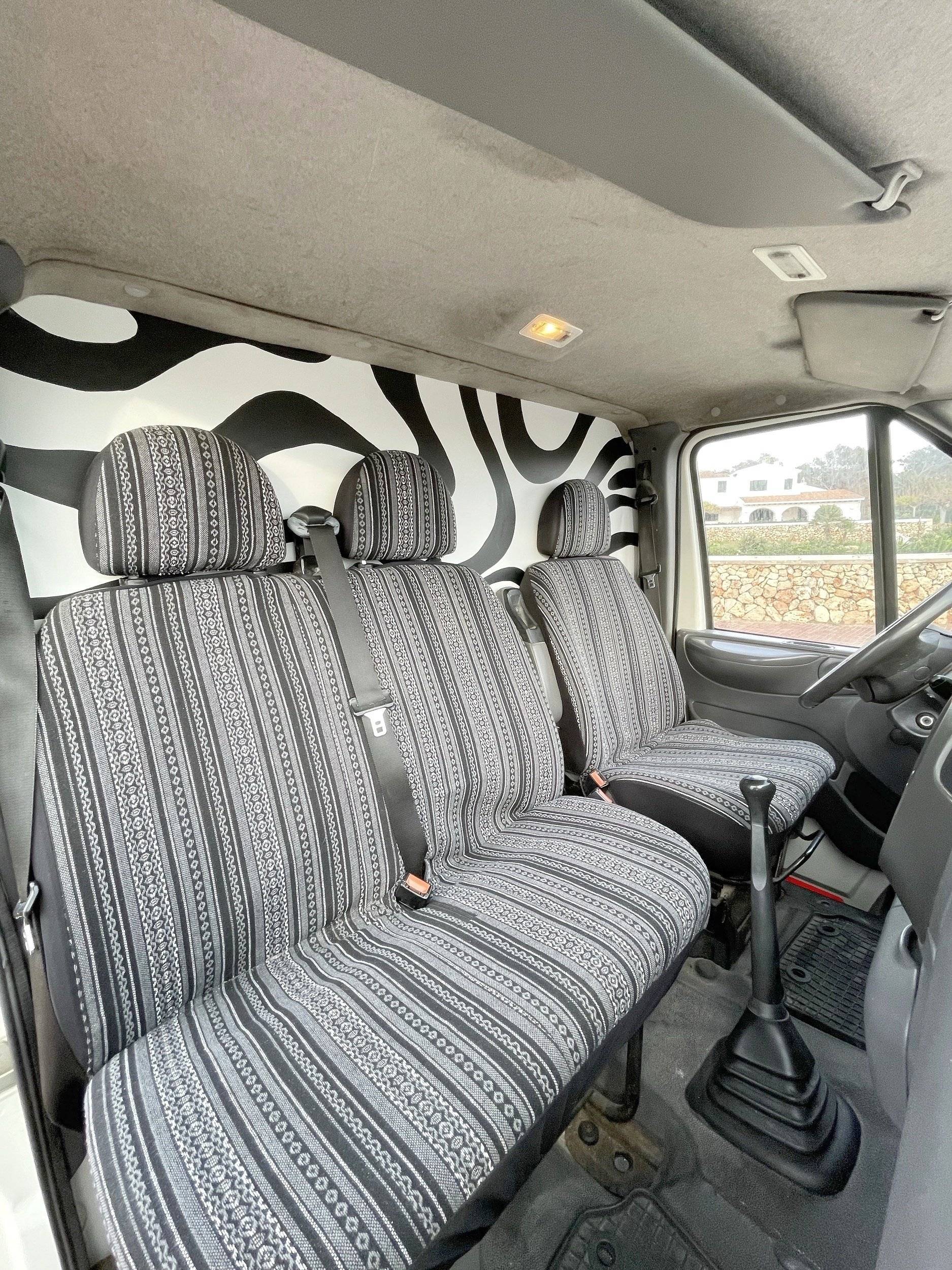 Camper Track FORD TRANSIT D3F-SRW/260 KOMBI 6 MAN