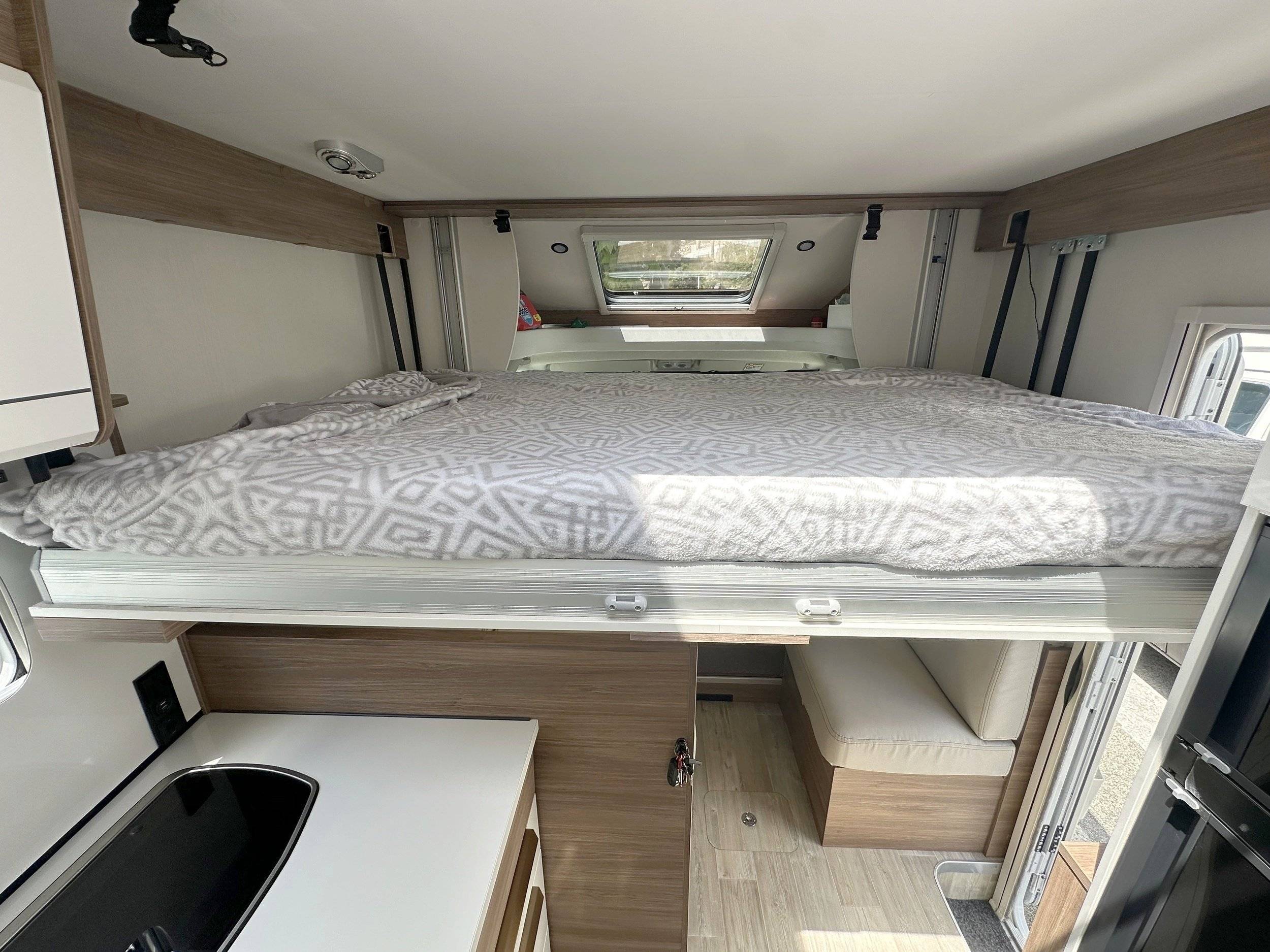 Pilote Pilote P746 Essentiel