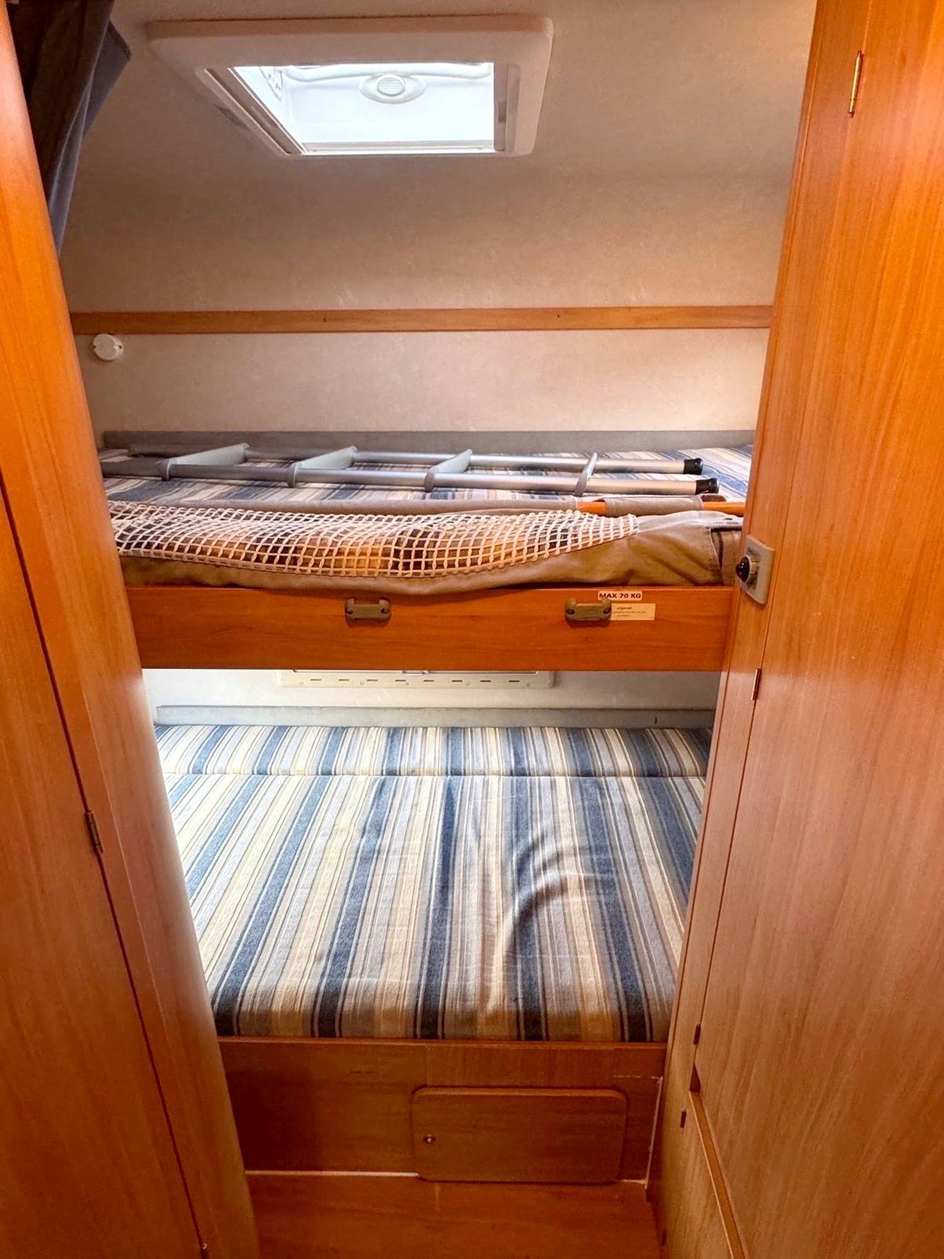 Couchages Fiat Ducato 2,3 l Multijet 130 ch. - Yescapa