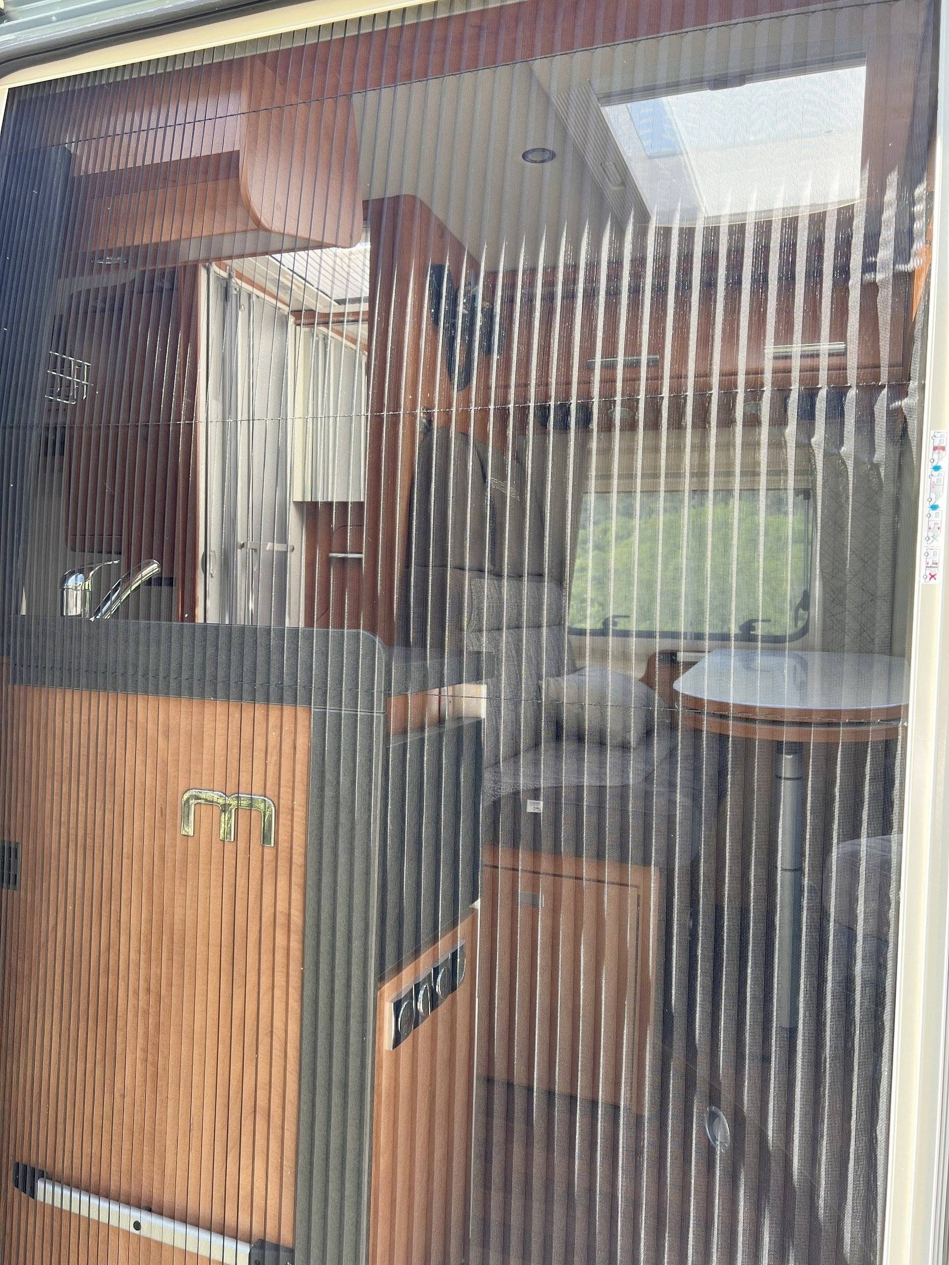 Malibu Van Compact 600 LE