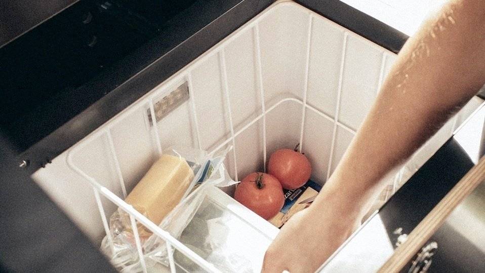 BarefootVans Volkswagen Transporter T5