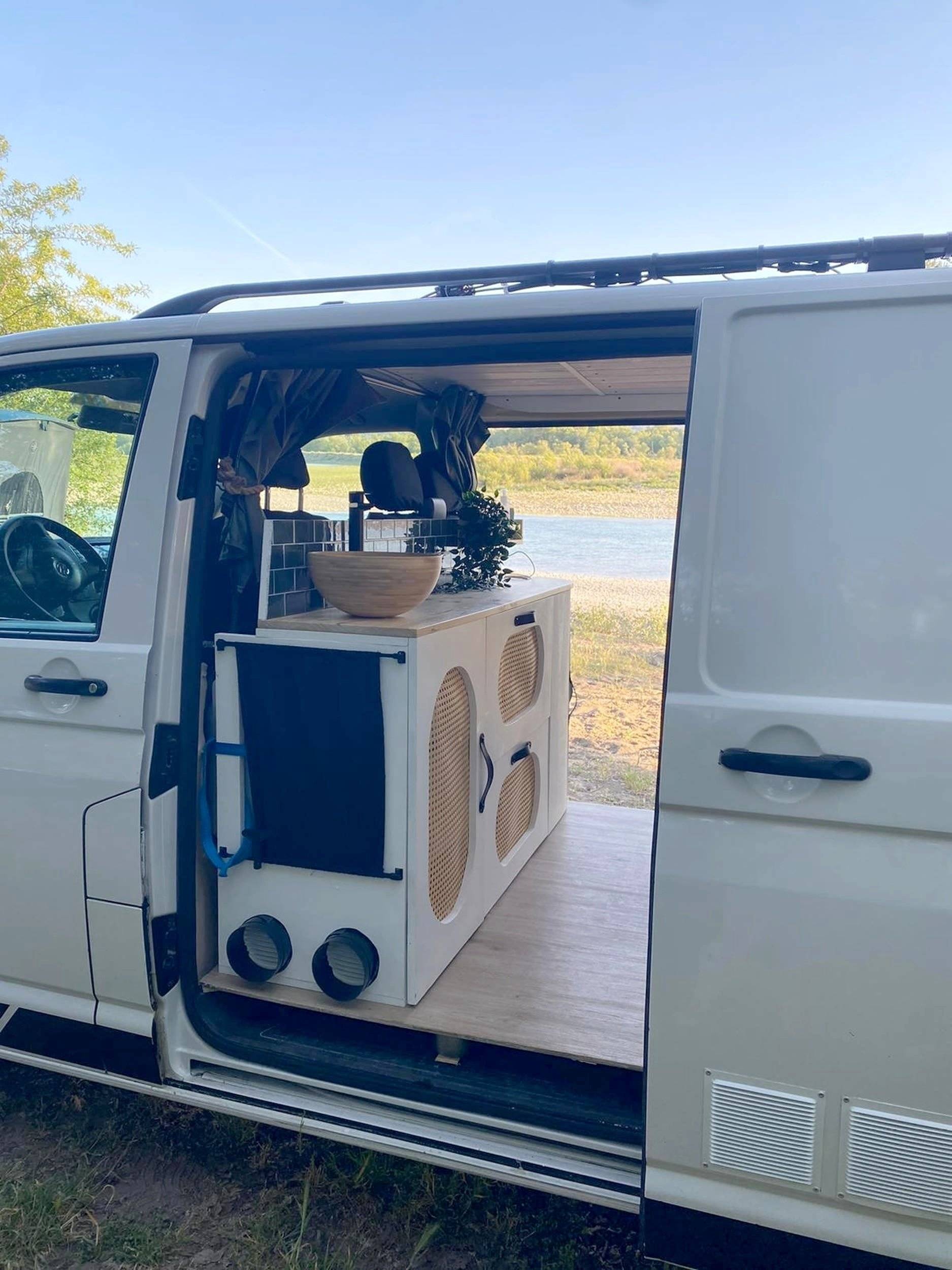 Volkswagen T5 2,0 l 114 ch