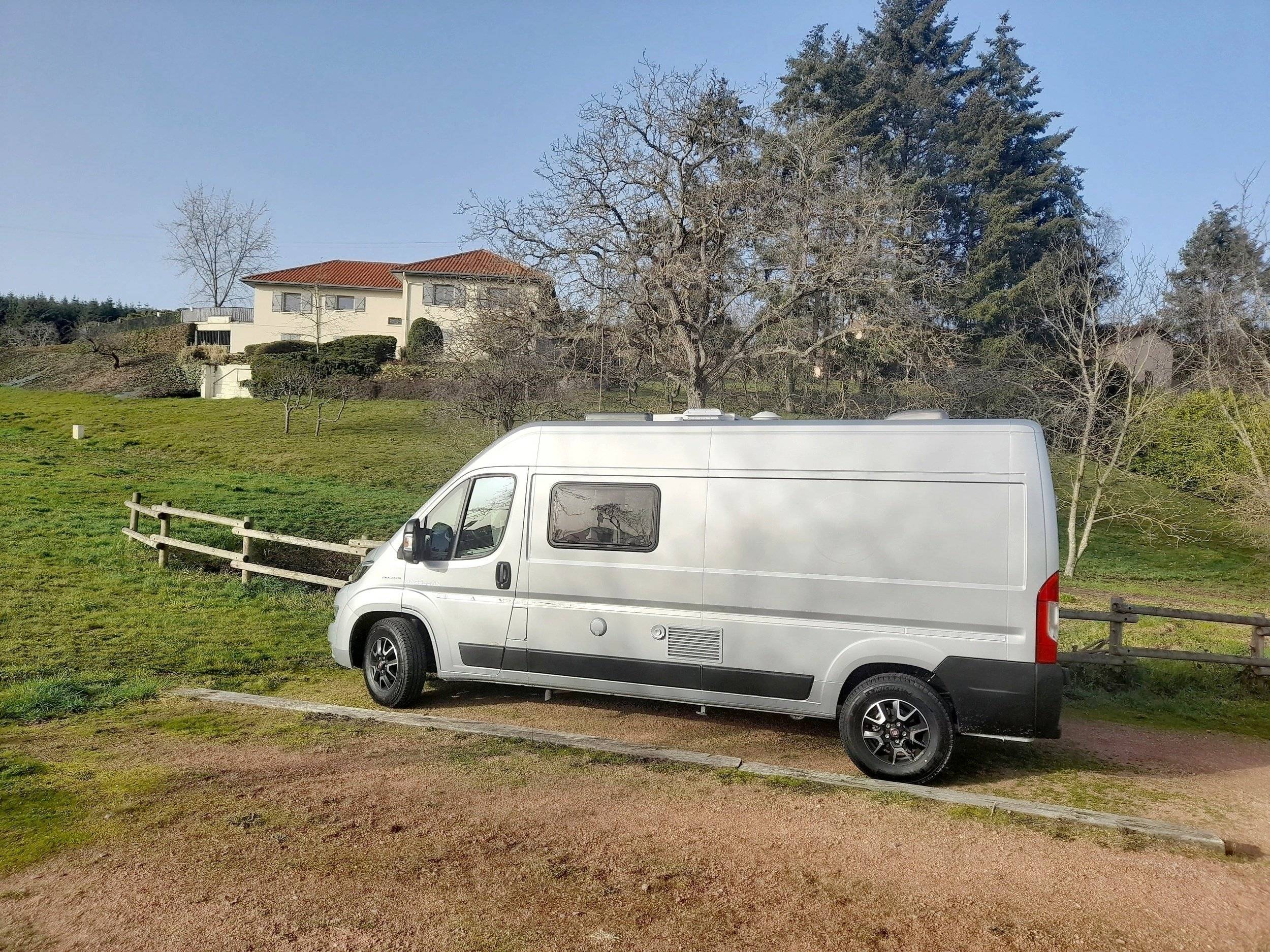 Campérêve MAGELLAN 643