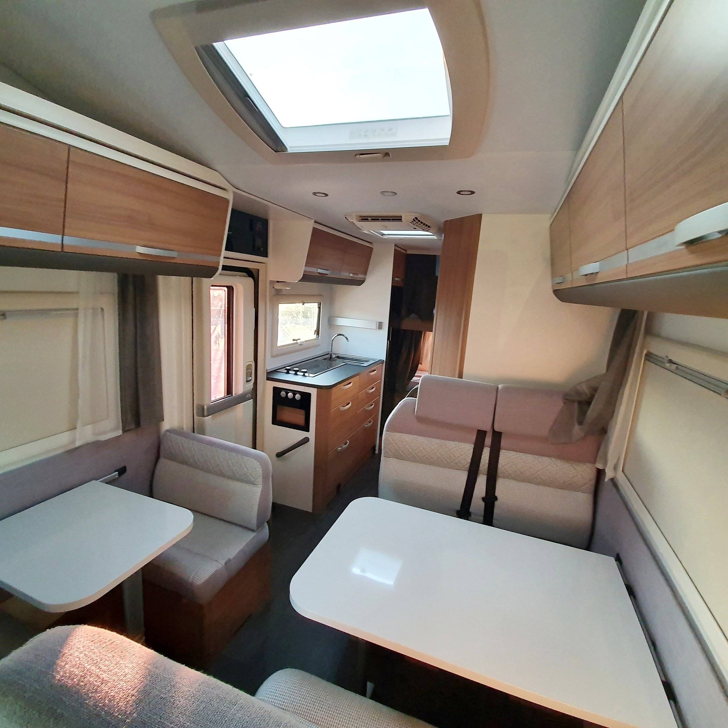 Adria Coral XL Plus A 670 SL