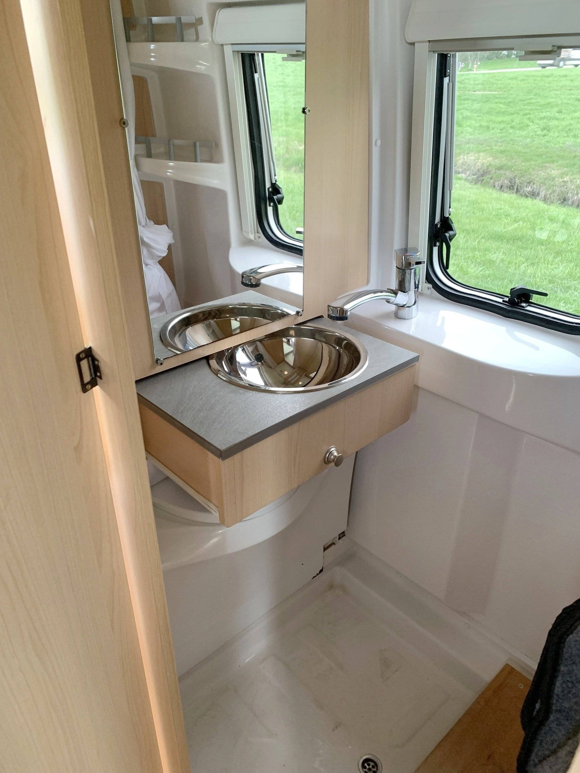 Knaus Knaus BoxStar 600 Family Küsten-Camper Sondermodell