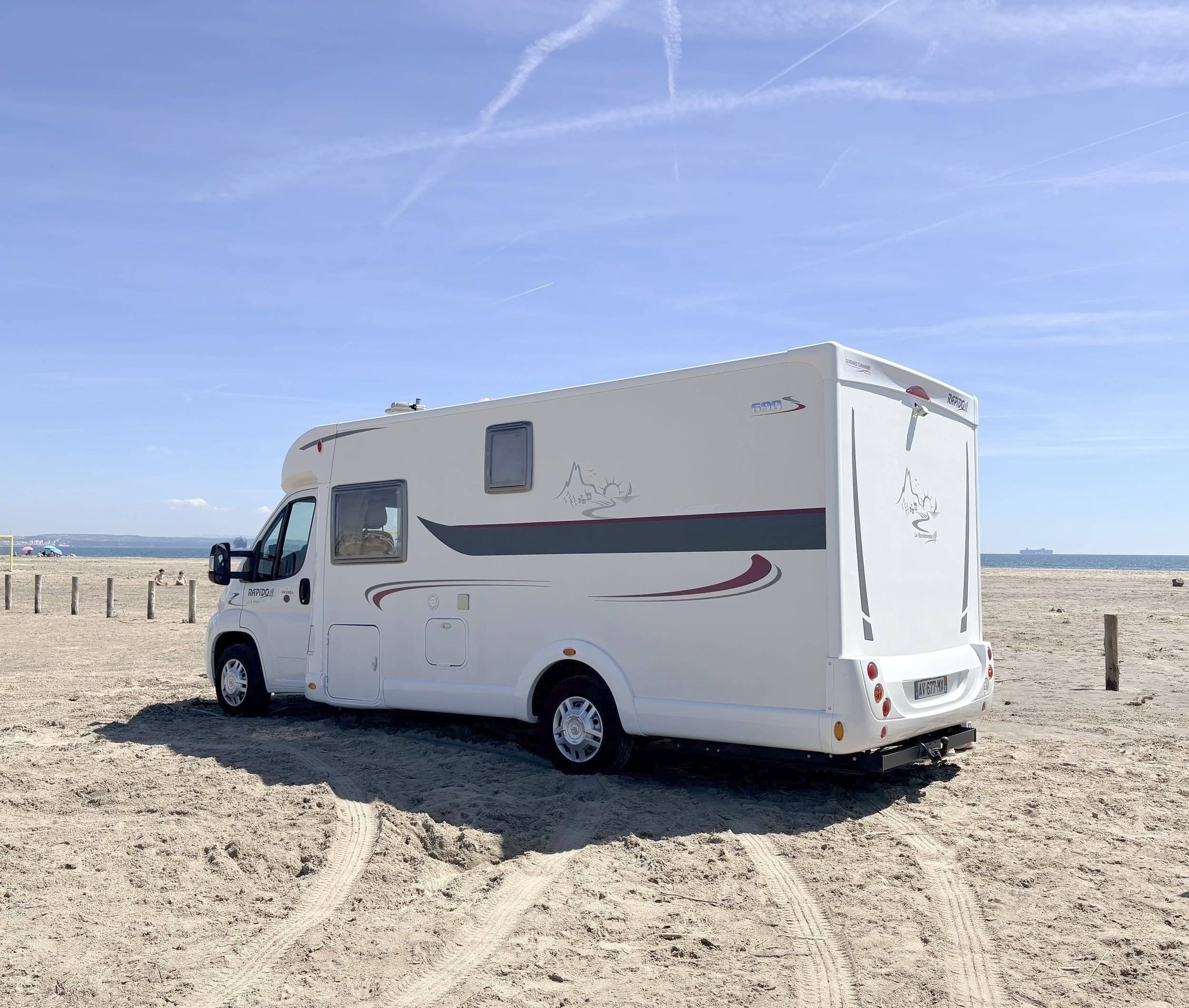 Rapido 690F