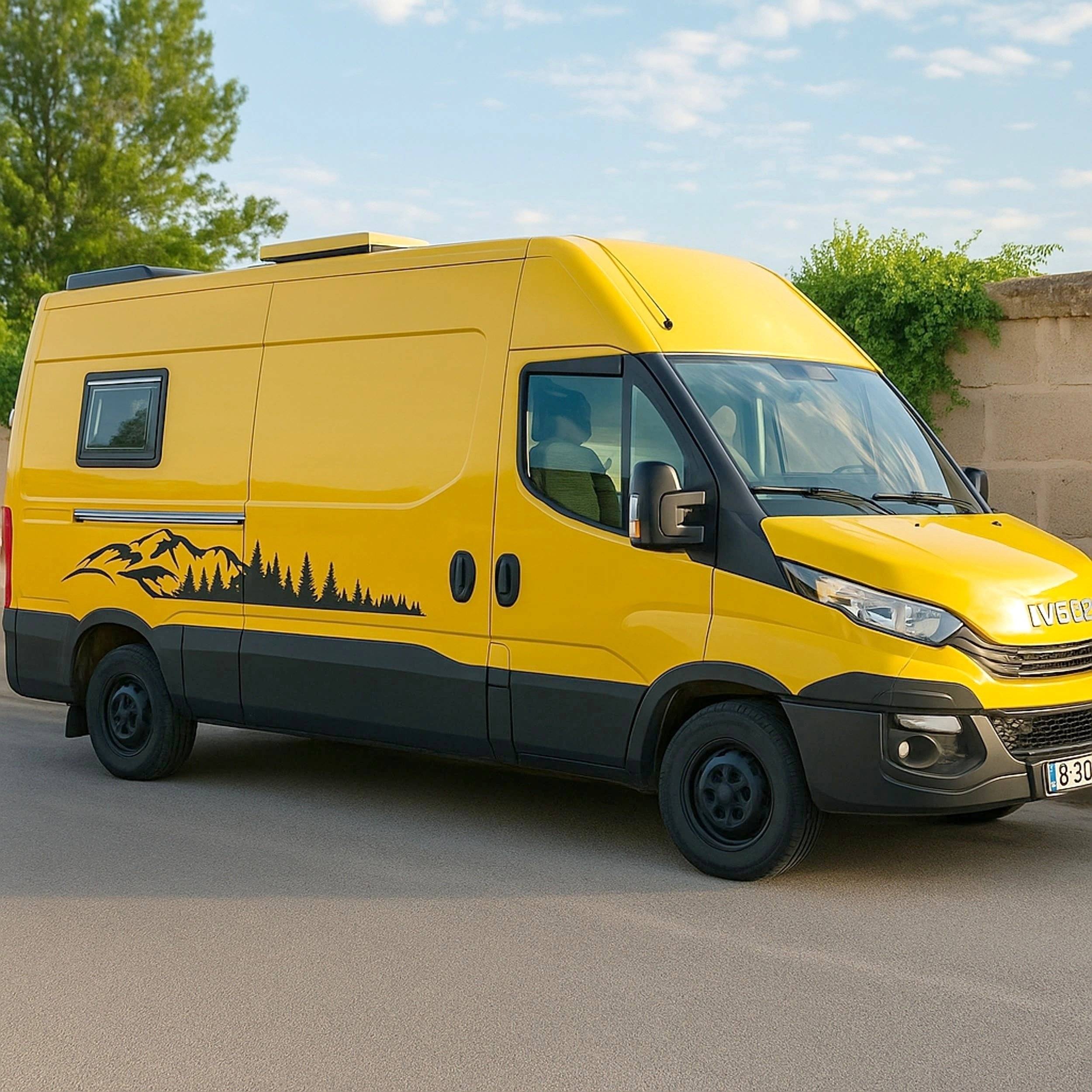 Vue avant de 3/4 Iveco Daily 2,3 l 156 ch - Yescapa