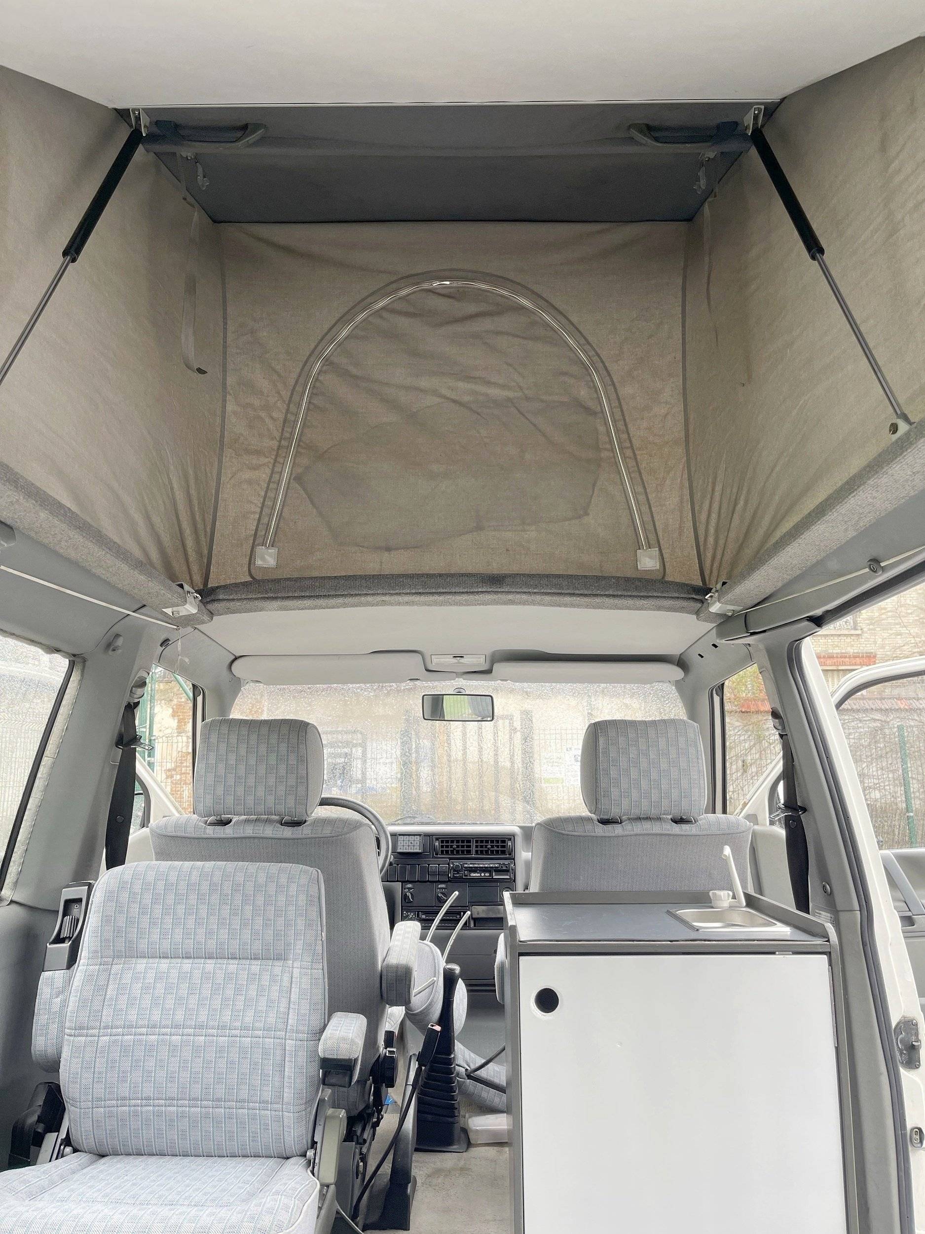 Volkswagen Transporter T4 2.4D