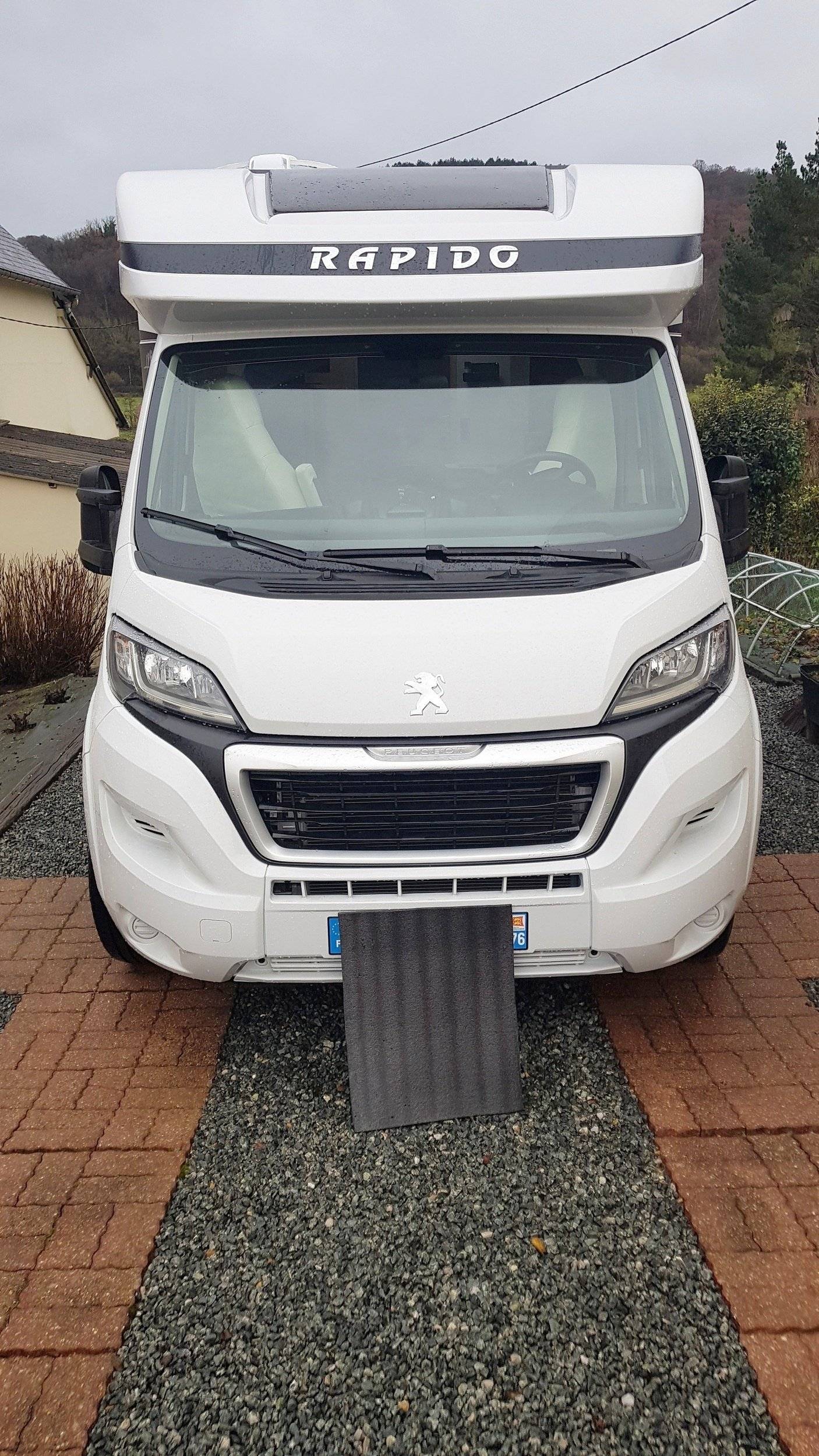 Rapido Rapido ULTIMATE LINE 696F