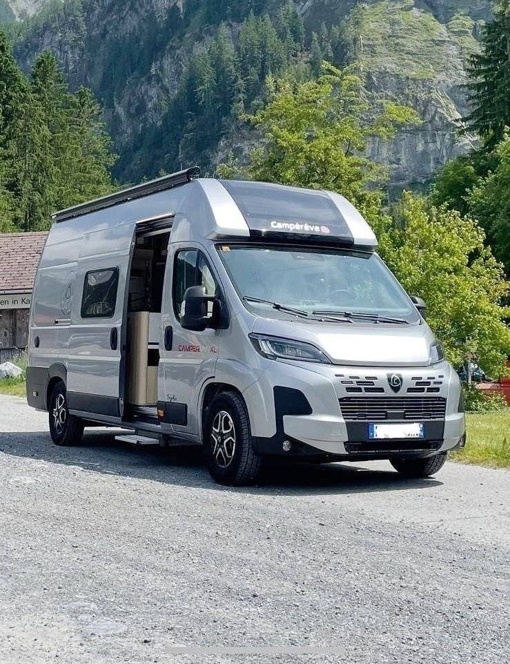 Vista frontale a ¾ Fiat Fiat ducato - Yescapa